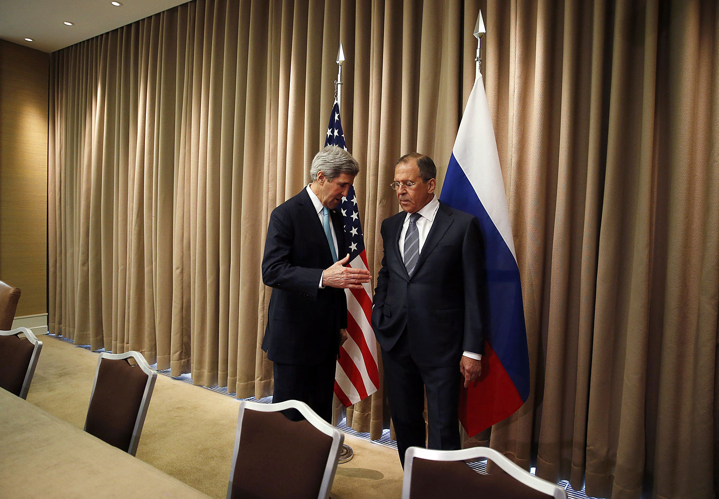 TOPSHOTS-SWITZERLAND-UKRAINE-EU-RUSSIA-POLITICS-CRISIS-KERRY