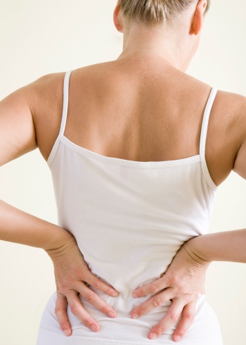 woman-back-pain