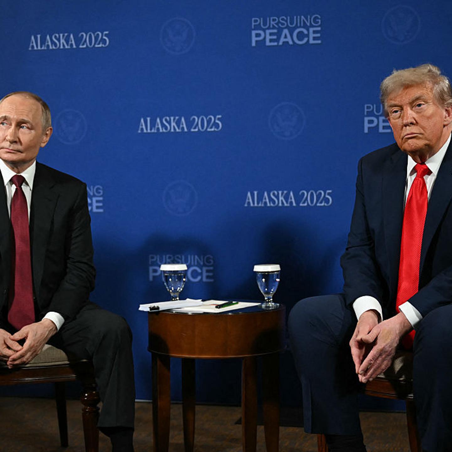 US-UKRAINE-RUSSIA-CONFLICT-SUMMIT-TRUMP-PUTIN