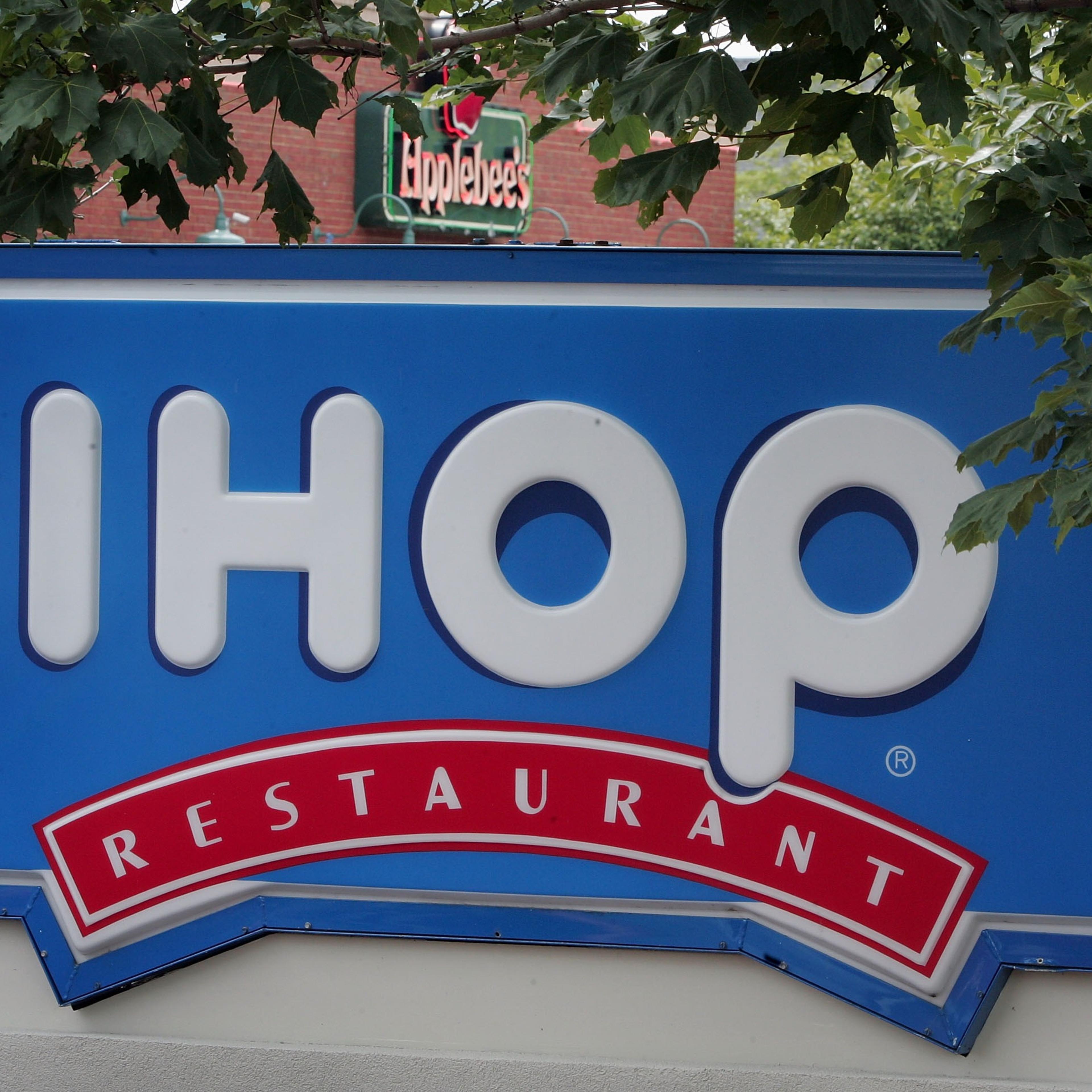 IHOP To Buy Applebees Chain For $1.9 Billion