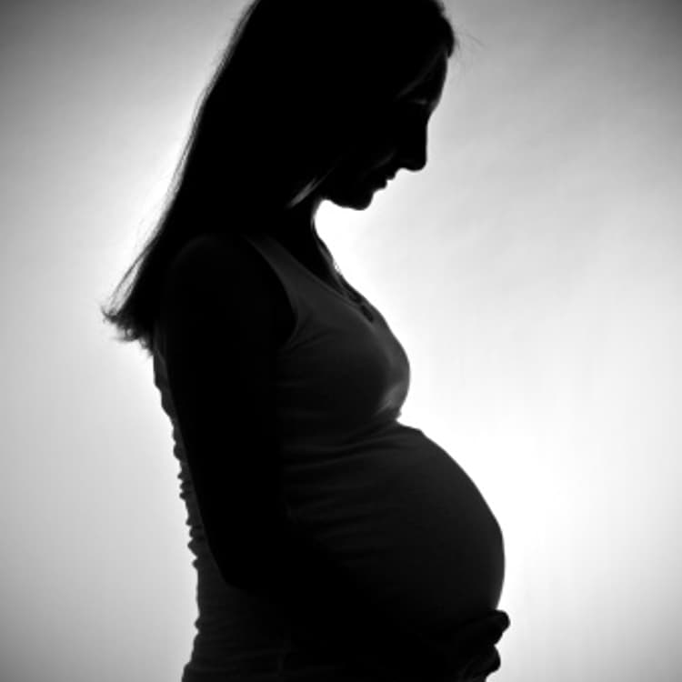pregnant-woman-silhouette