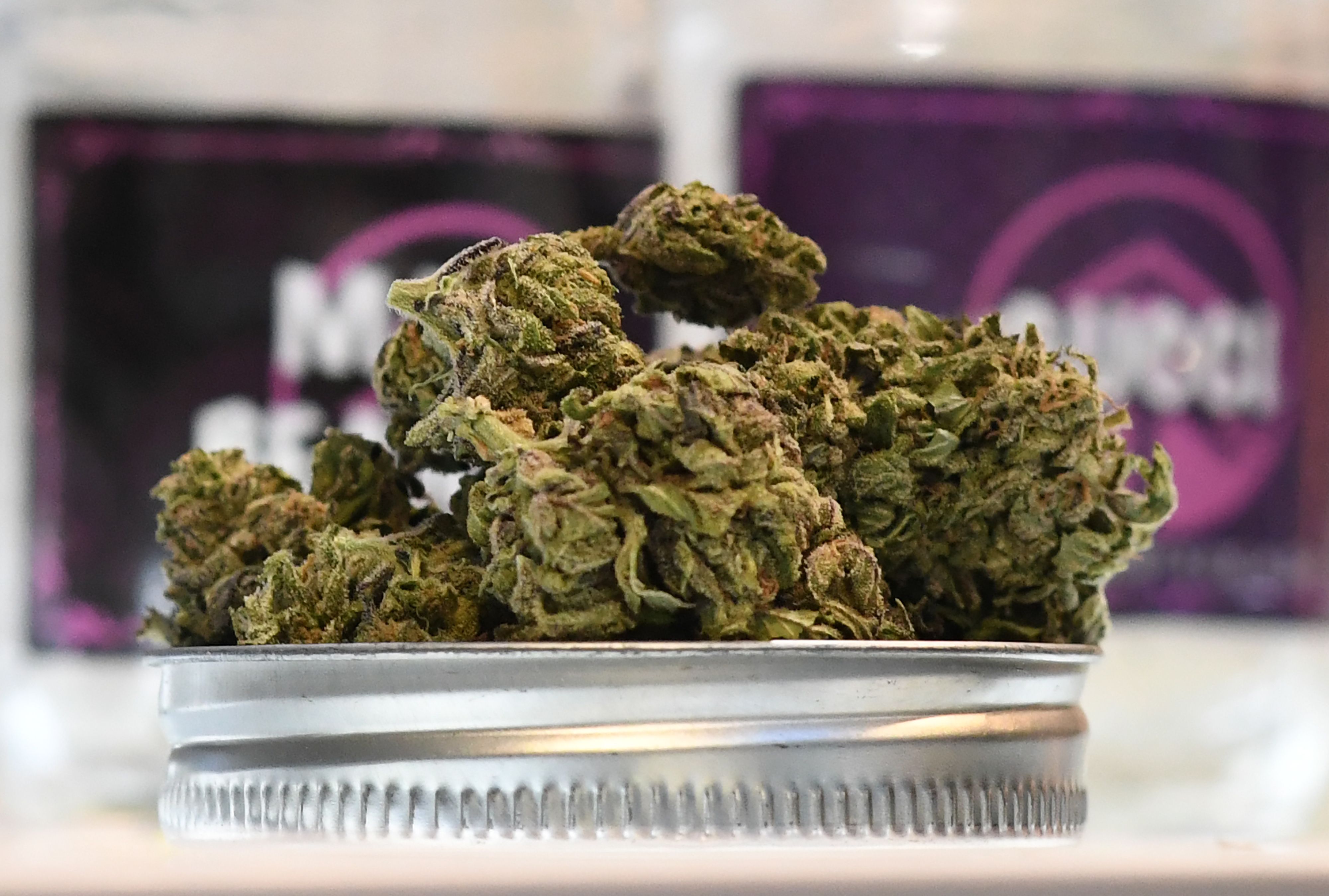 US-DRUGS-CANNABIS-CALIFORNIA