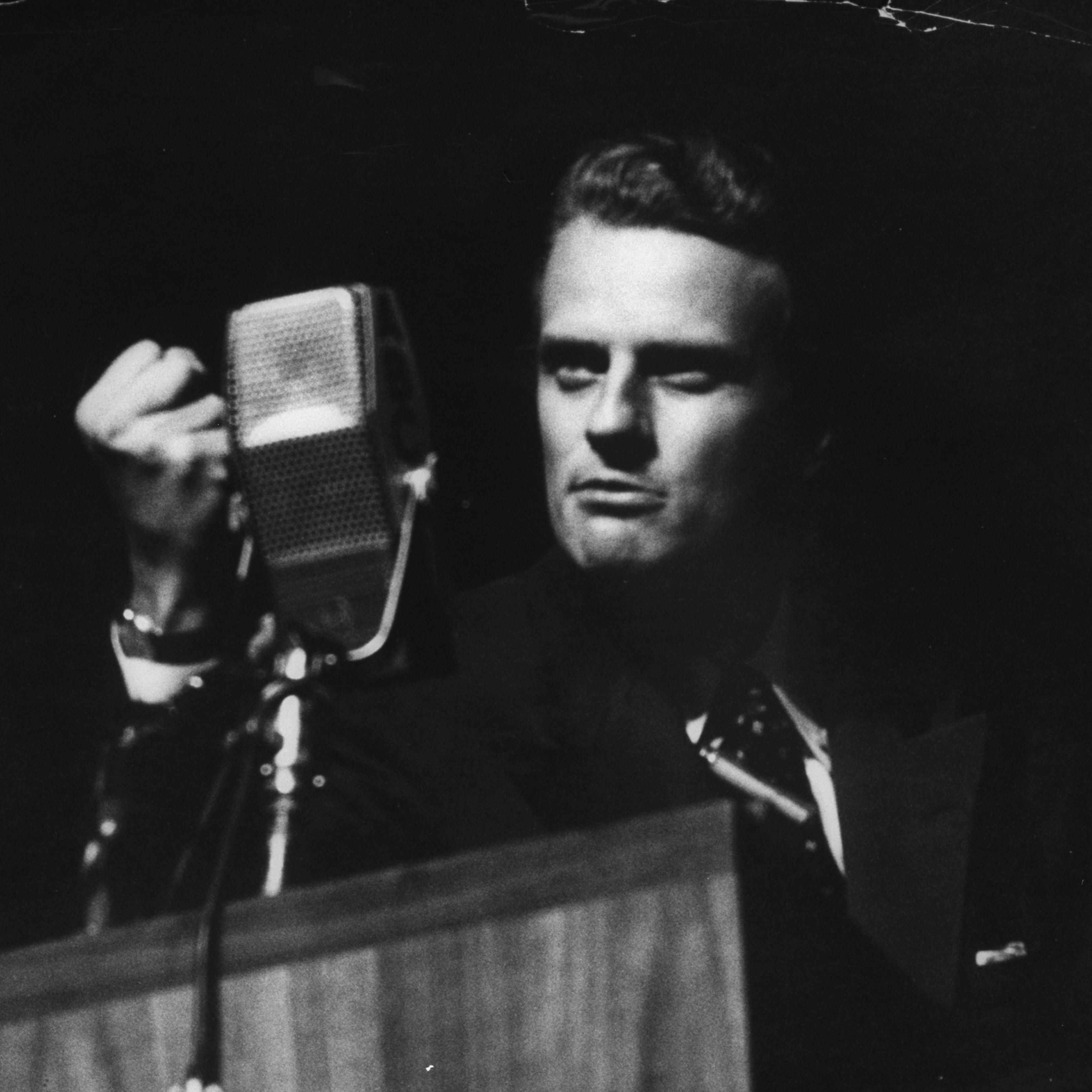 Billy Graham-preaching