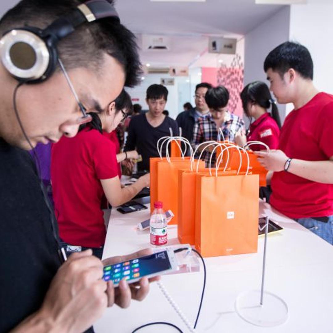 High Configuration Android MIUI Xiaomi Note Starts Offline Sales