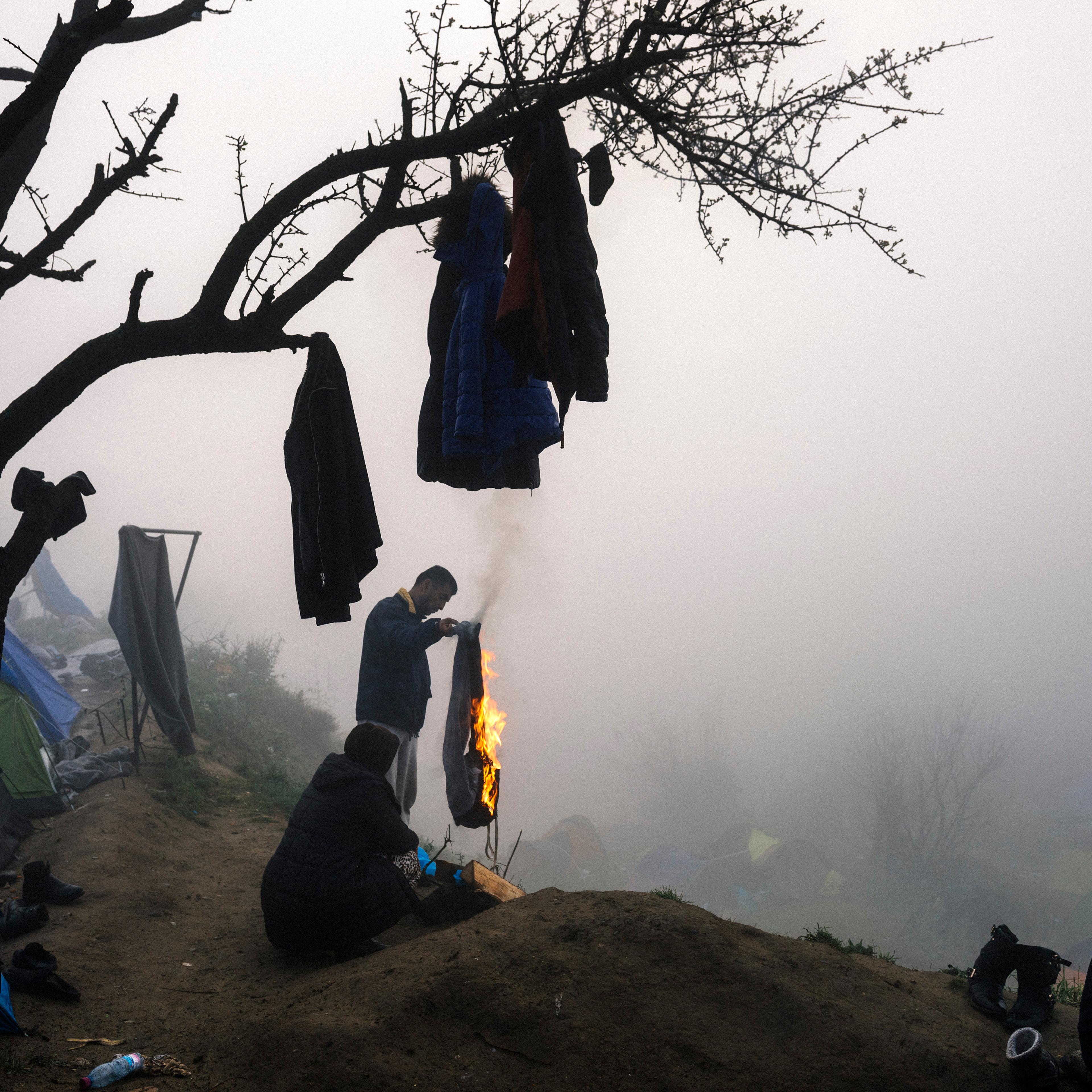TOPSHOT-GREECE-MACEDONIA-EUROPE-MIGRANTS