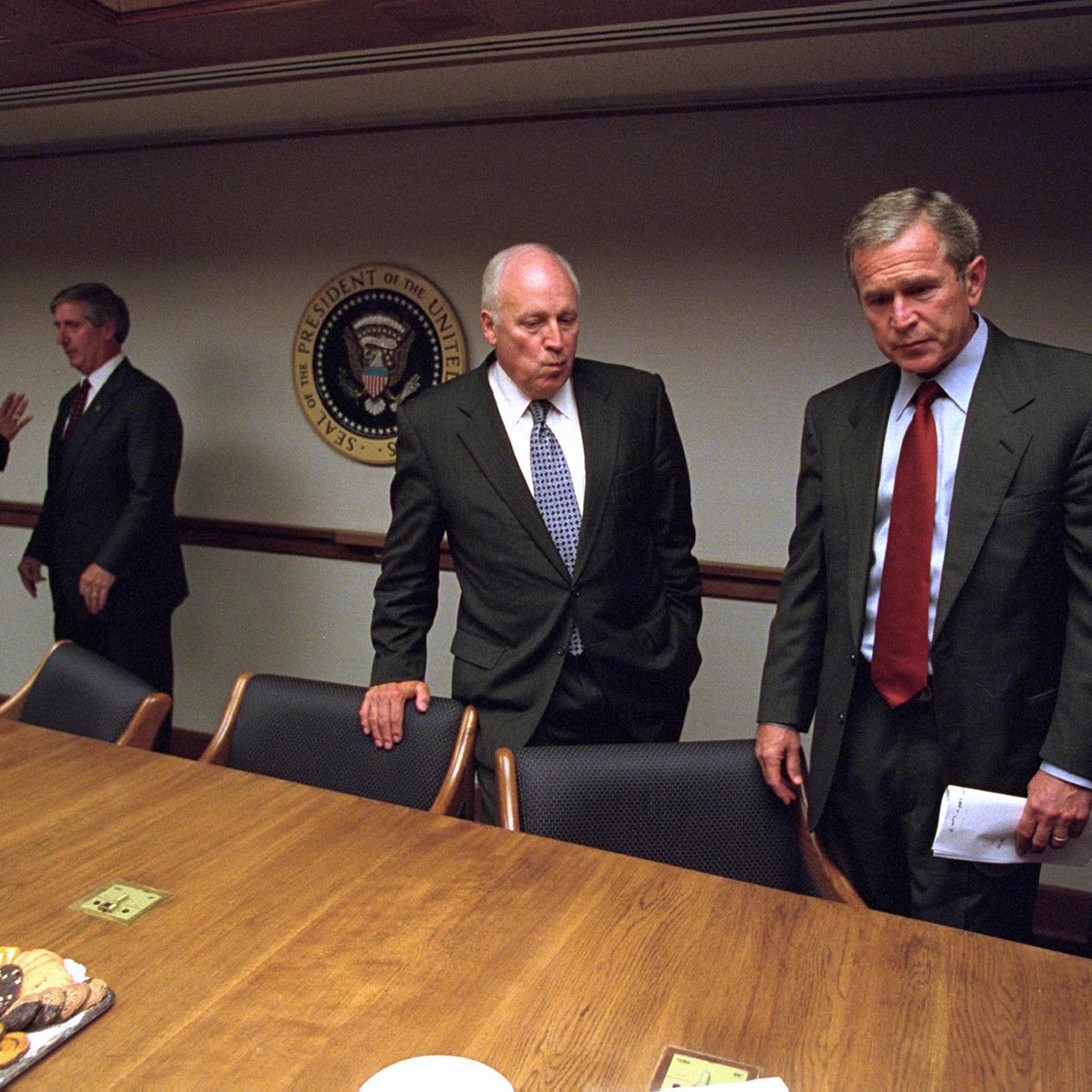 Vice President Dick Cheney with President George W. Bush inside the President's Emergency Operations Center