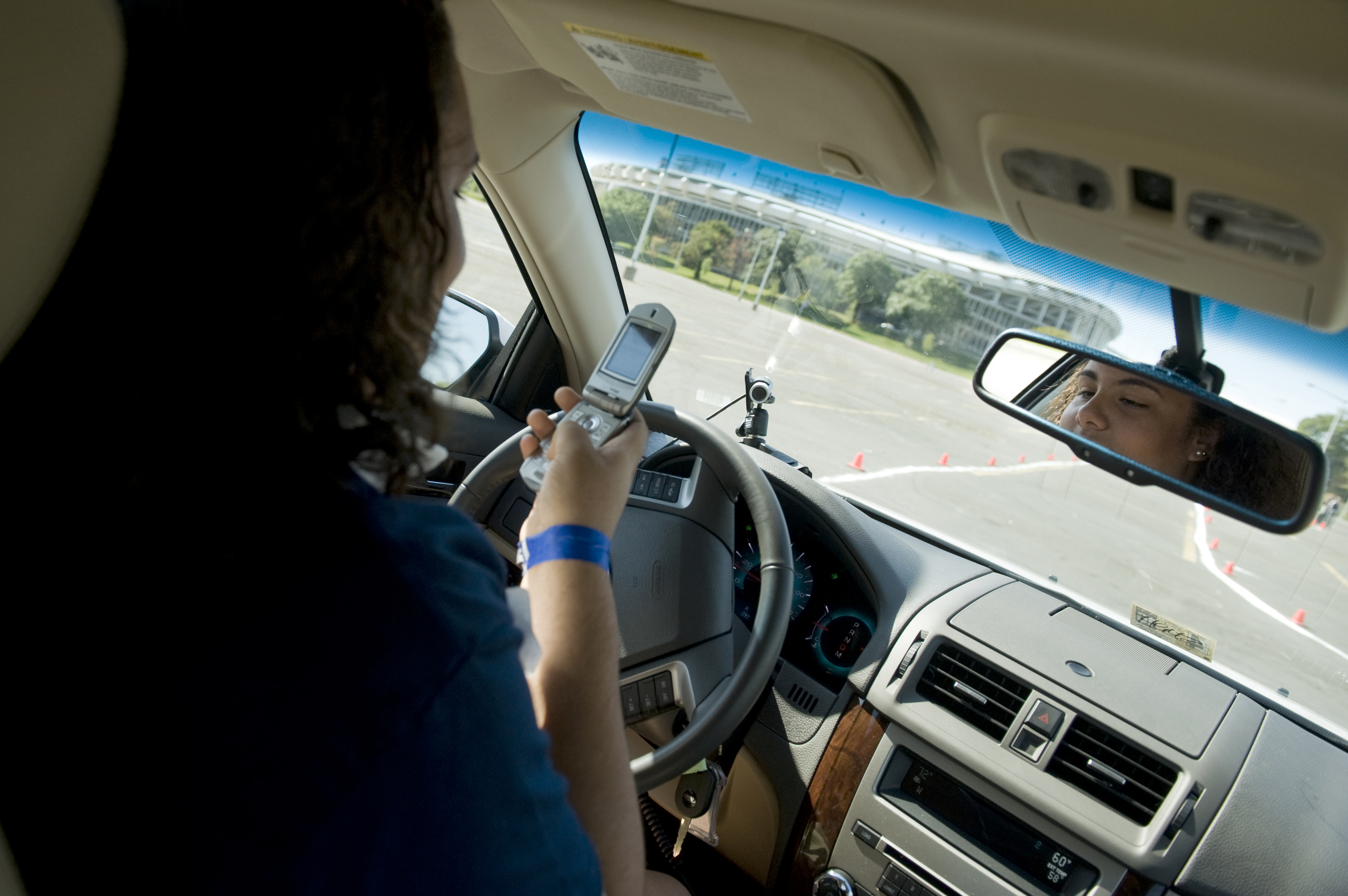 texting-while-driving