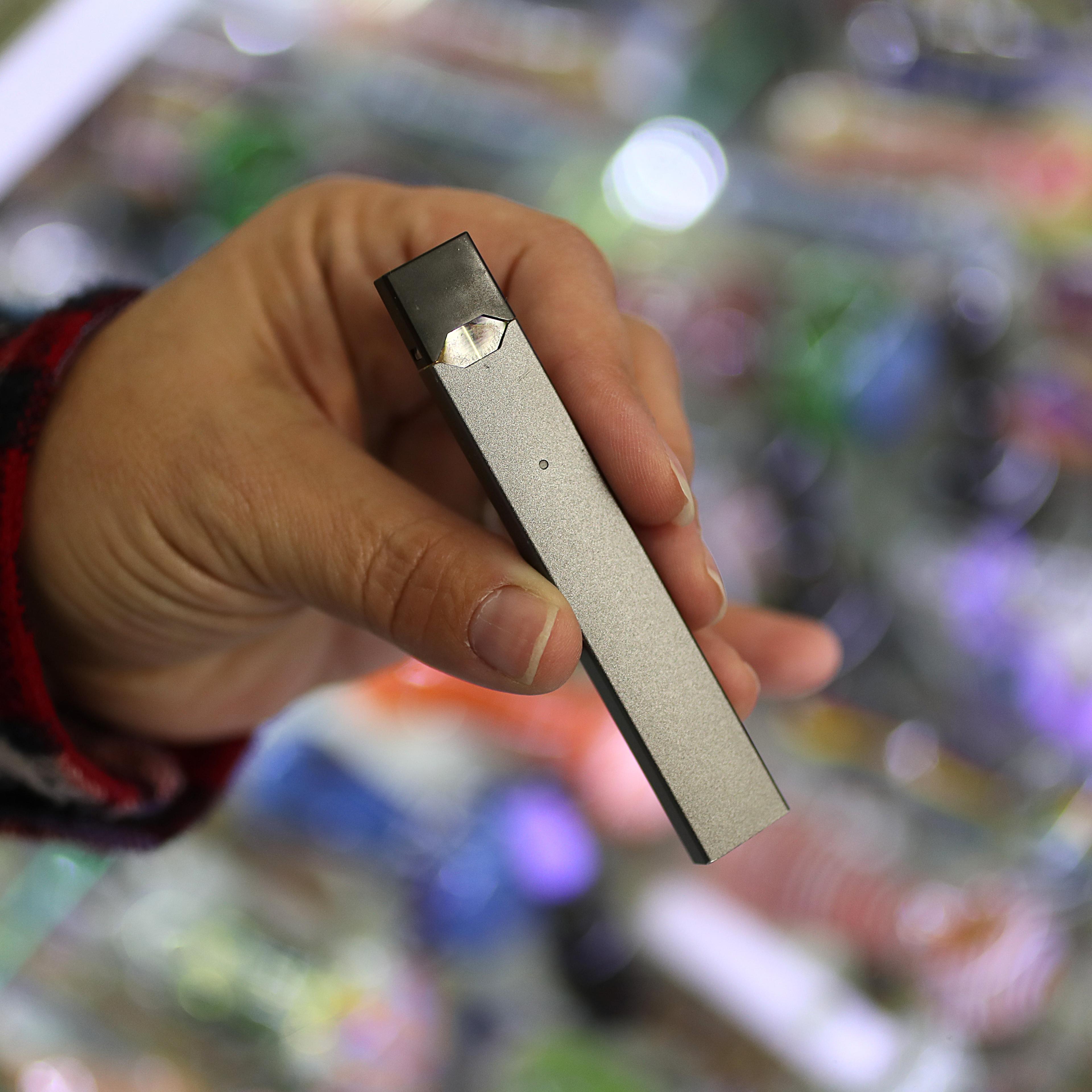 Juul E-Cigarette