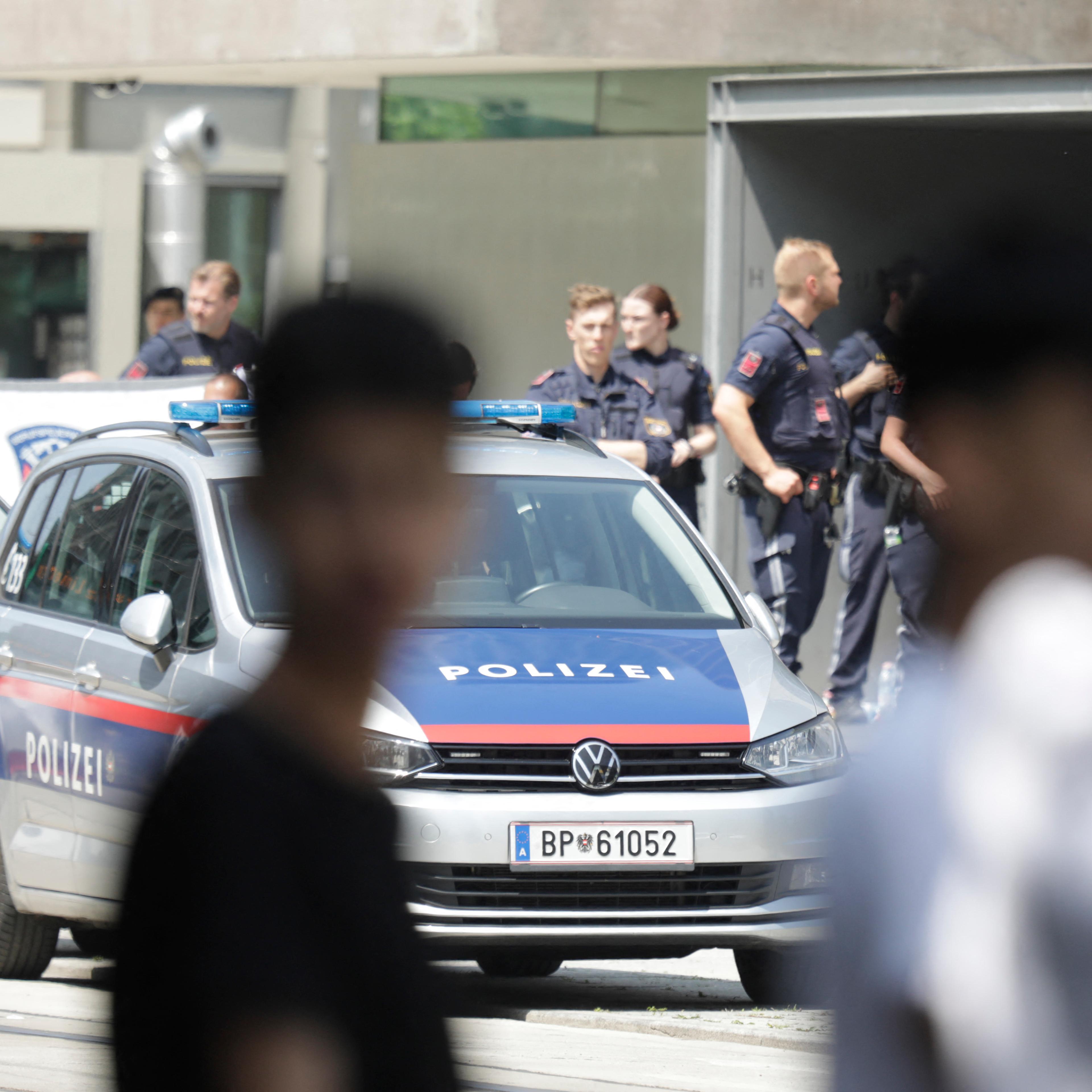 TOPSHOT-AUSTRIA-SHOOTING-SCHOOL