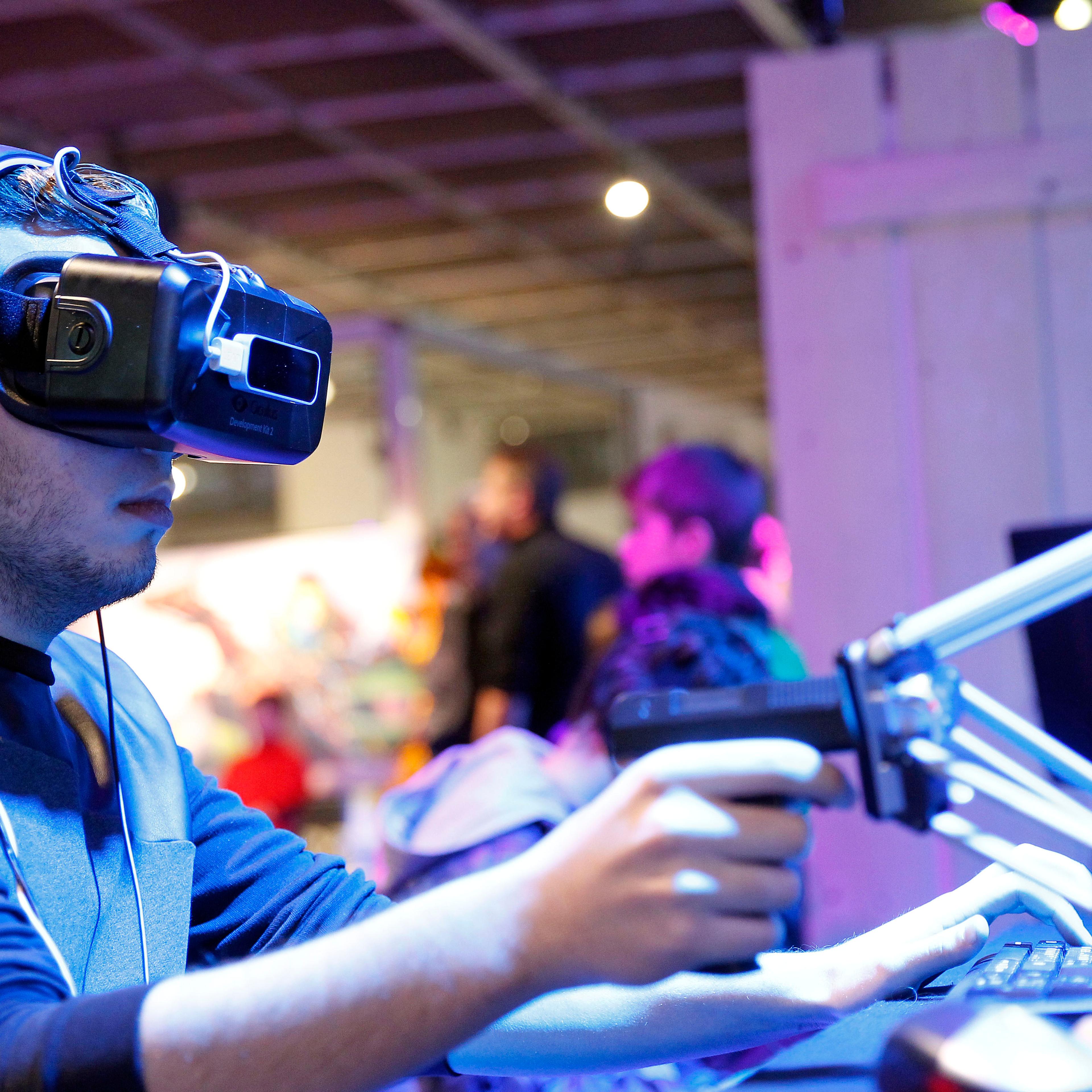 'Noel De Geek' : Press Preview At Cite des Sciences Et De L'Industrie In Paris