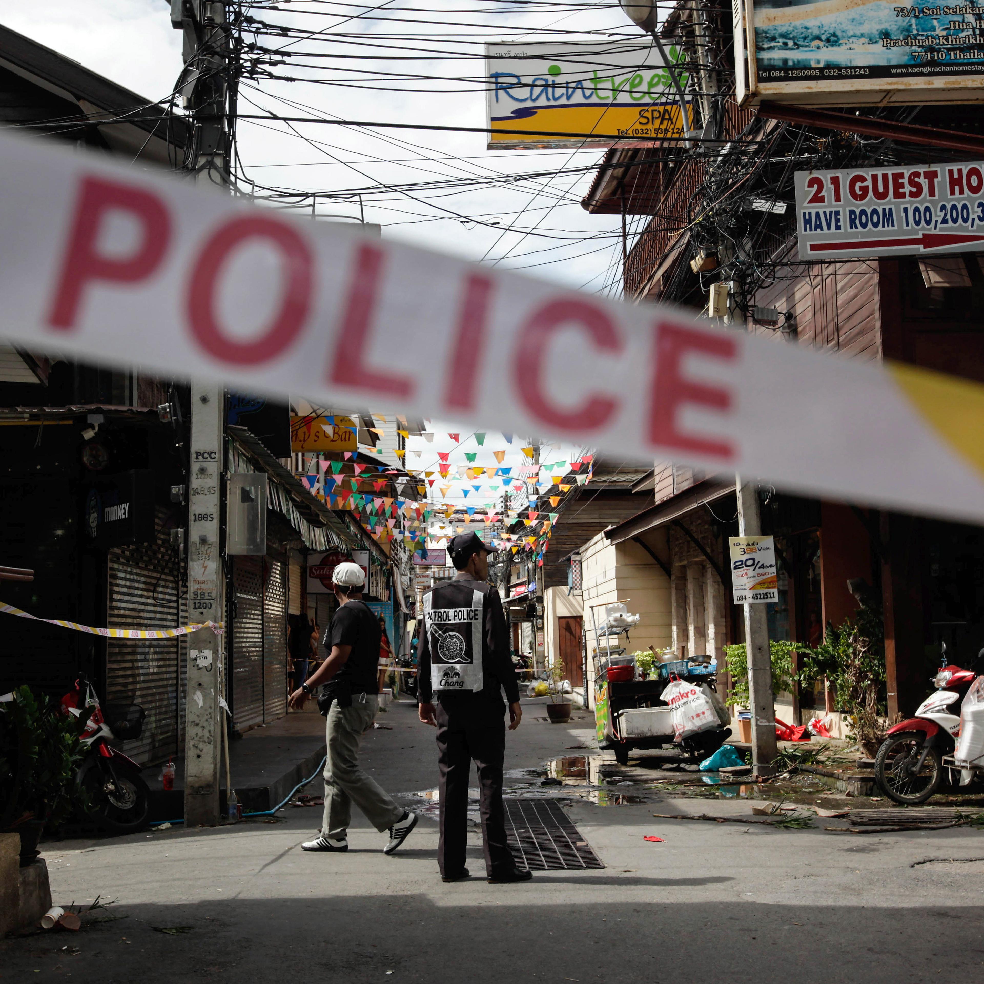 Explosions Hit Tourist Towns In Southern Thailand