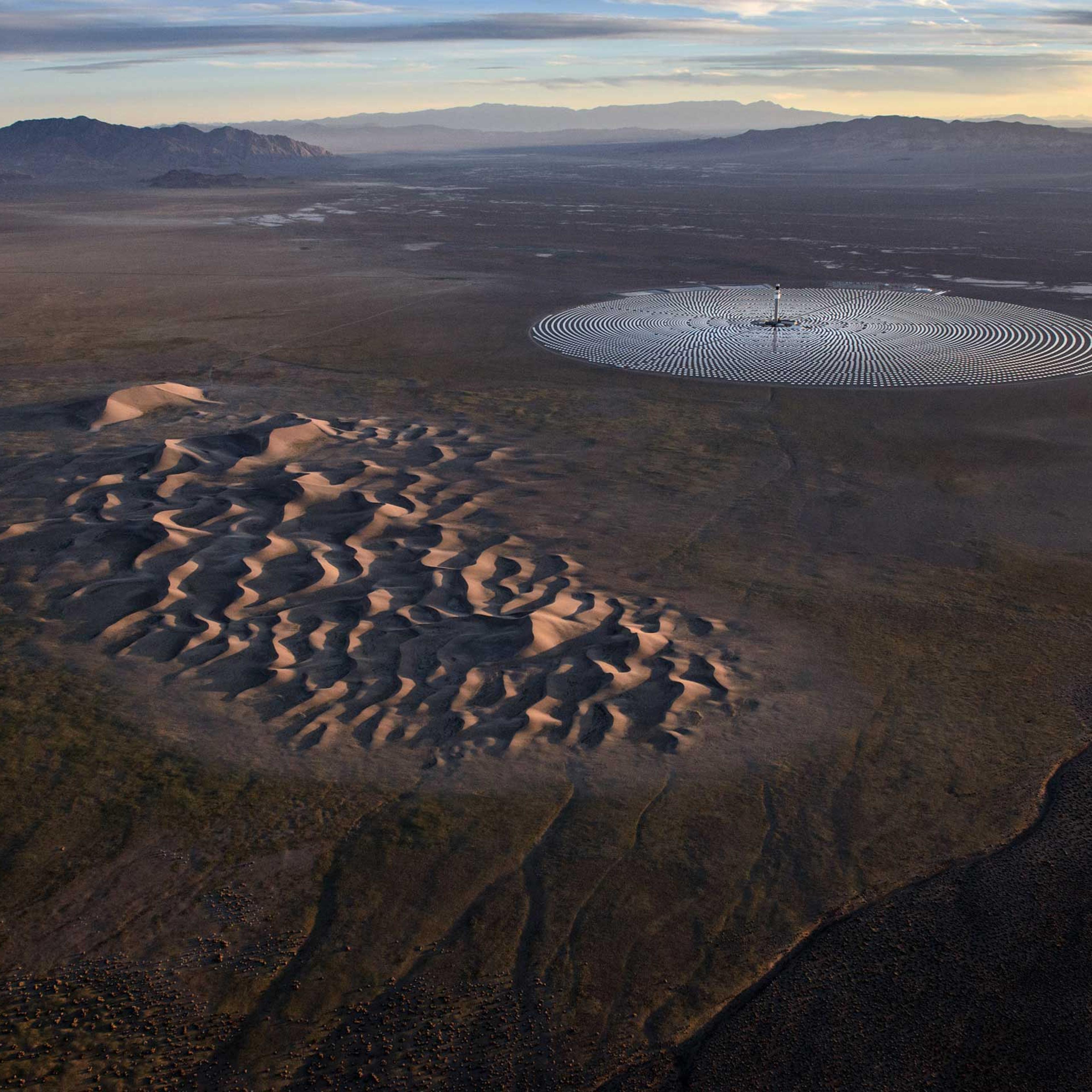 The Crescent Dunes Solar Energy Project, a 110 megawatt solar thermal power project, near Tonopah, Nevada. Jamey Stillings