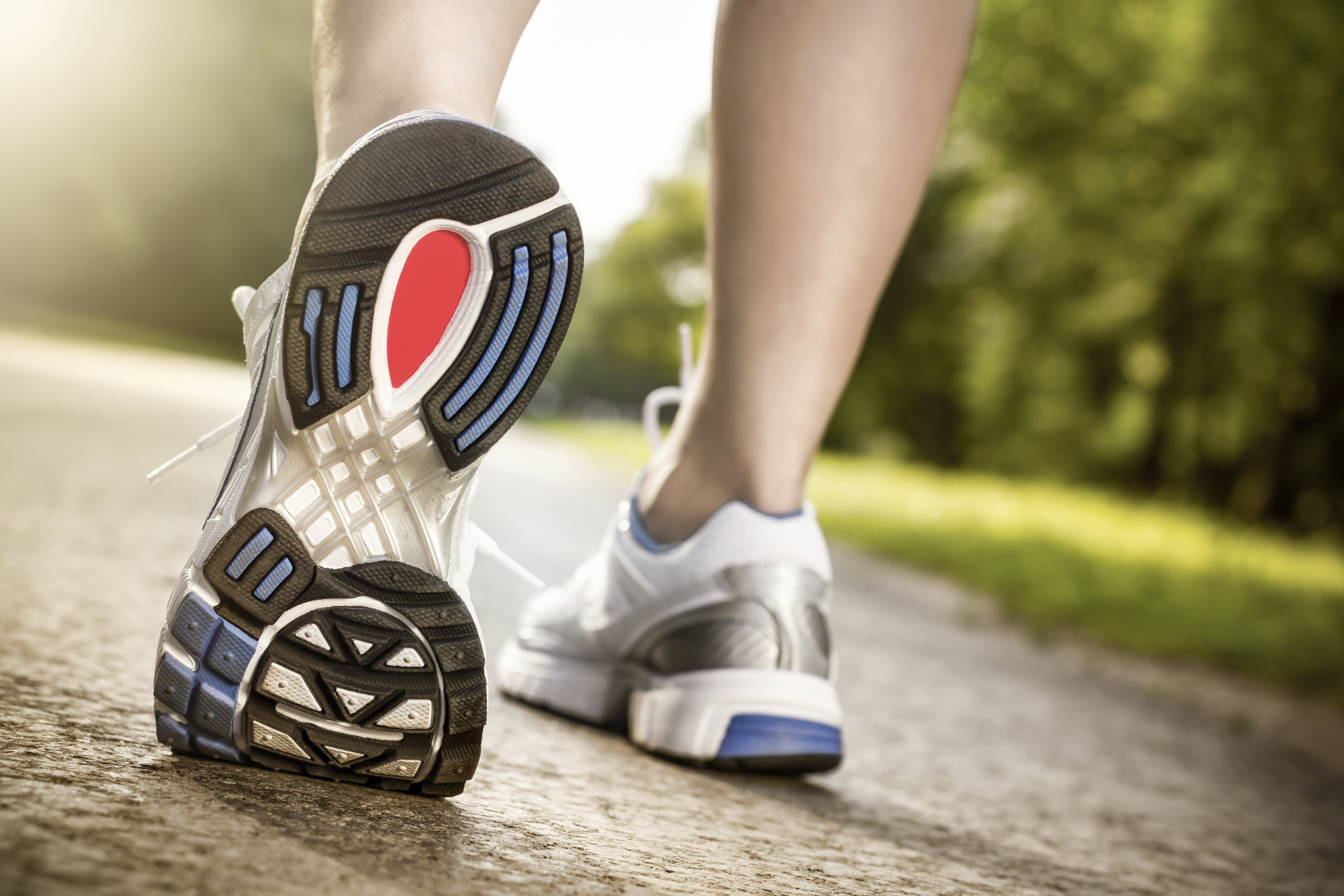running-shoes-feet