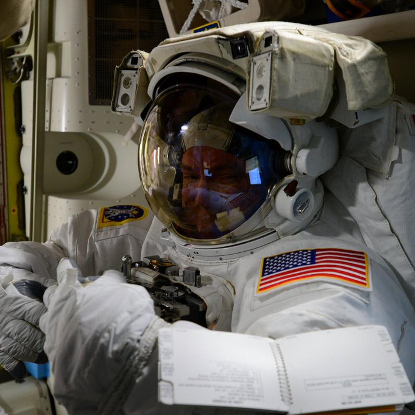 Astronaut Scott Kelly International Space Station photos