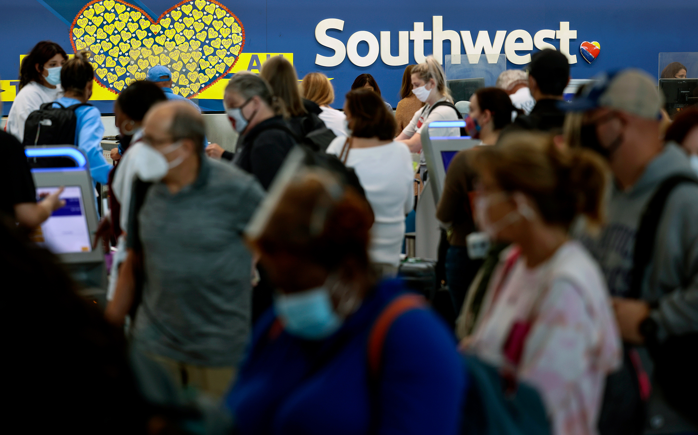 Southwest Airlines Experiences Major Flight Cancellations Across U.S.