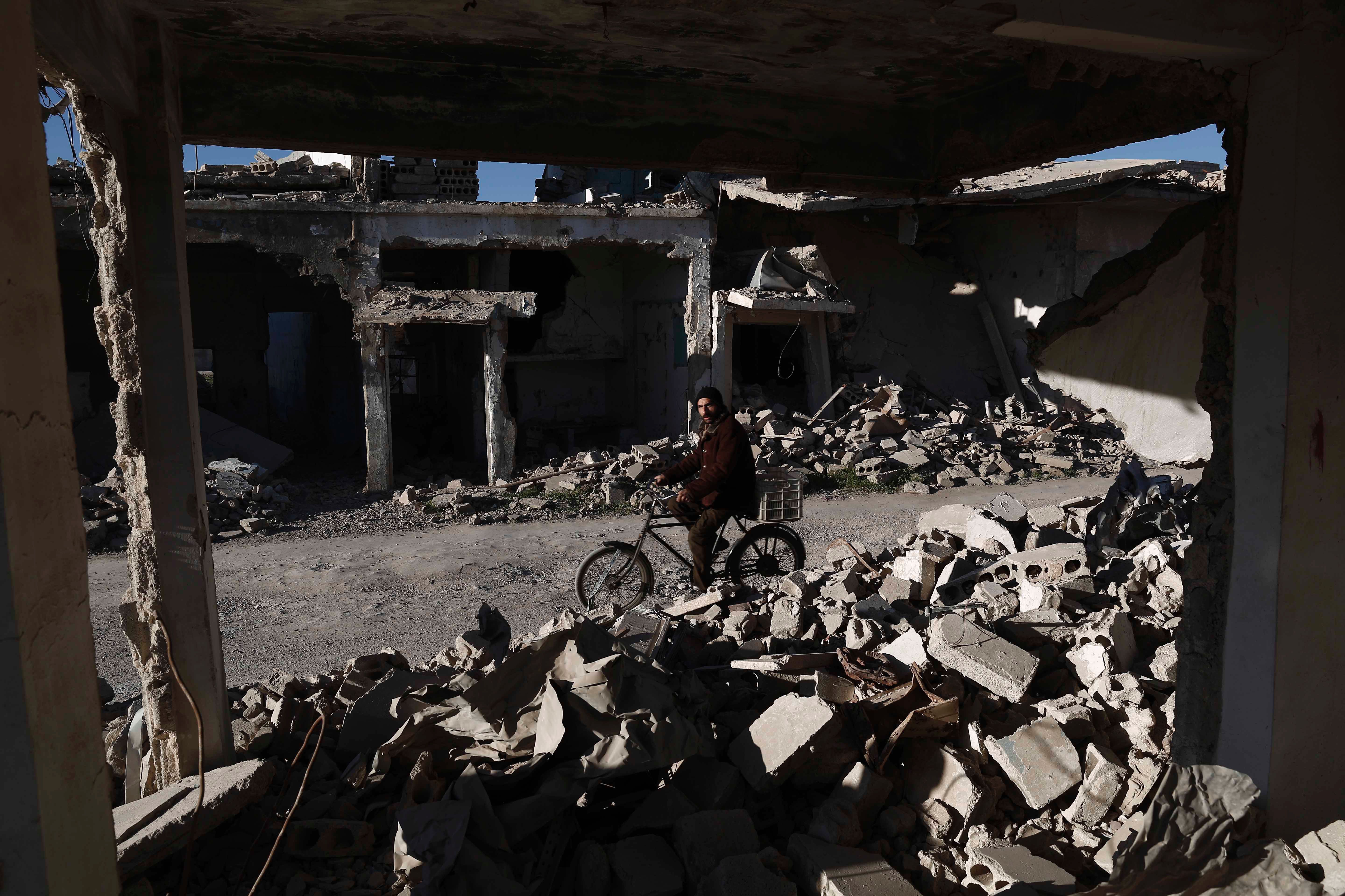 TOPSHOT-SYRIA-CONFLICT