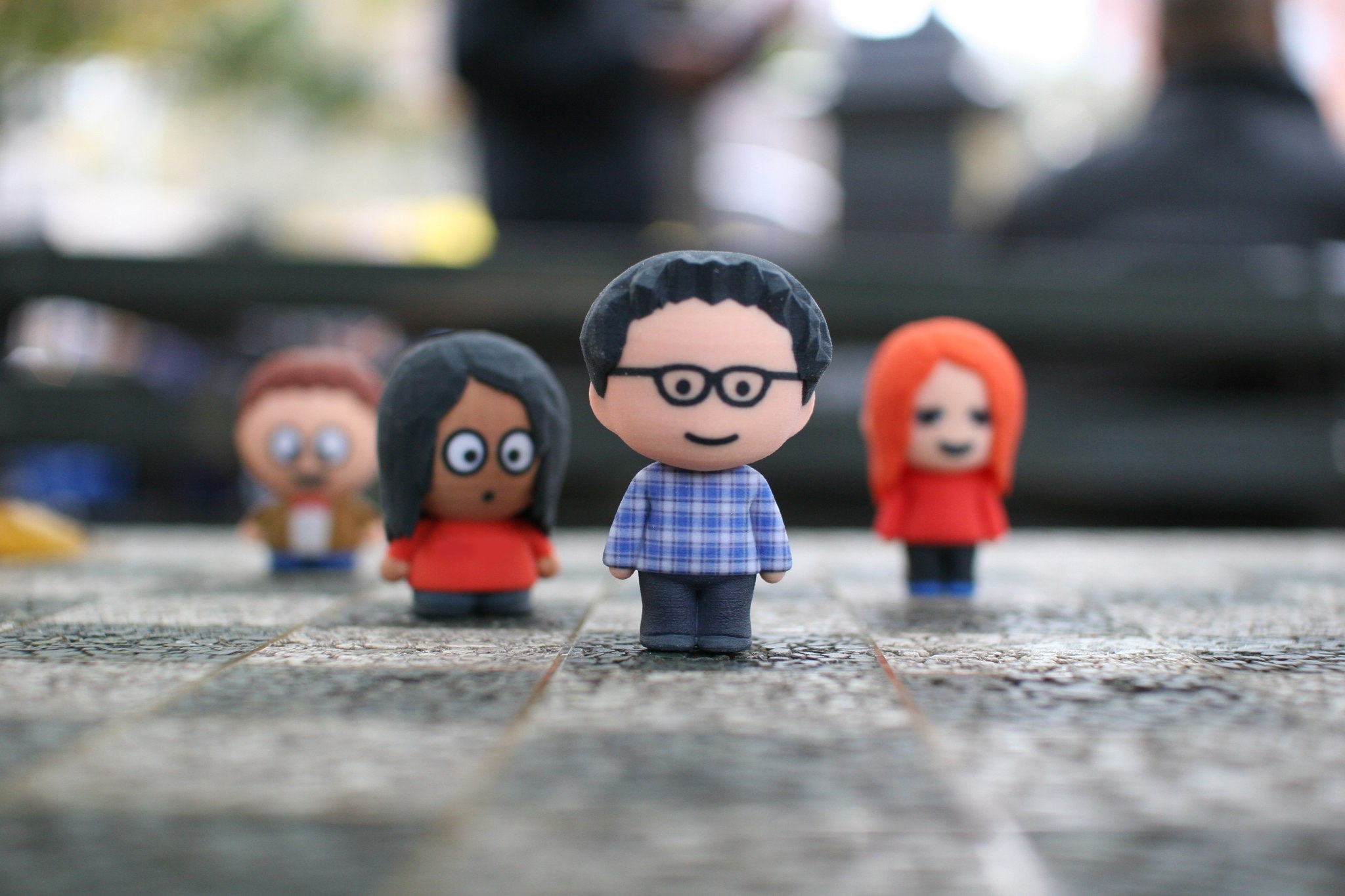 Mixee Labs customizable 3D printed bobble heads, one of the products available in Amazon's 3D printing store.