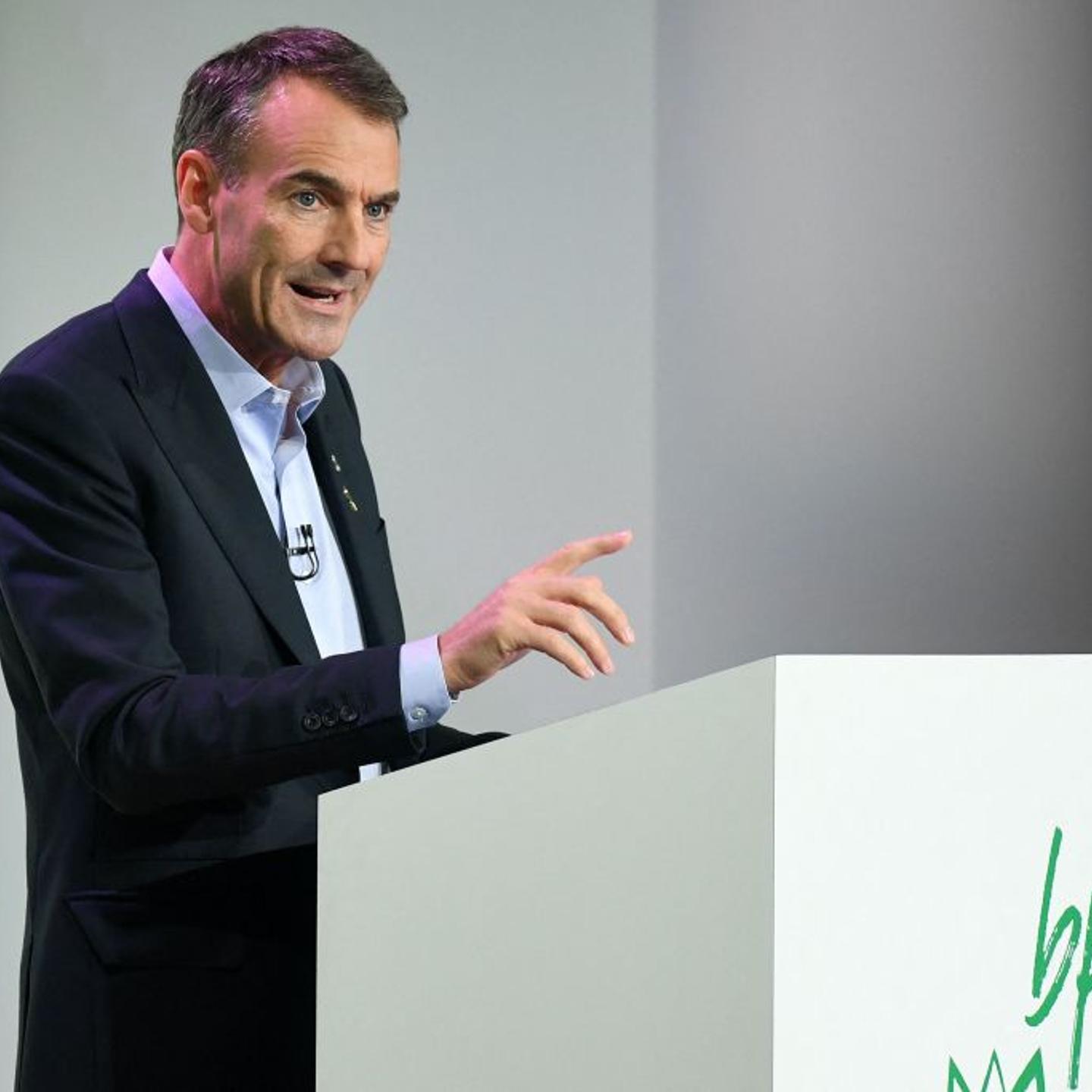 BRITAIN-ENERGY-OIL-CLIMATE-BP-AGRICULTURE-BUSINESS-ENVIRONMENT