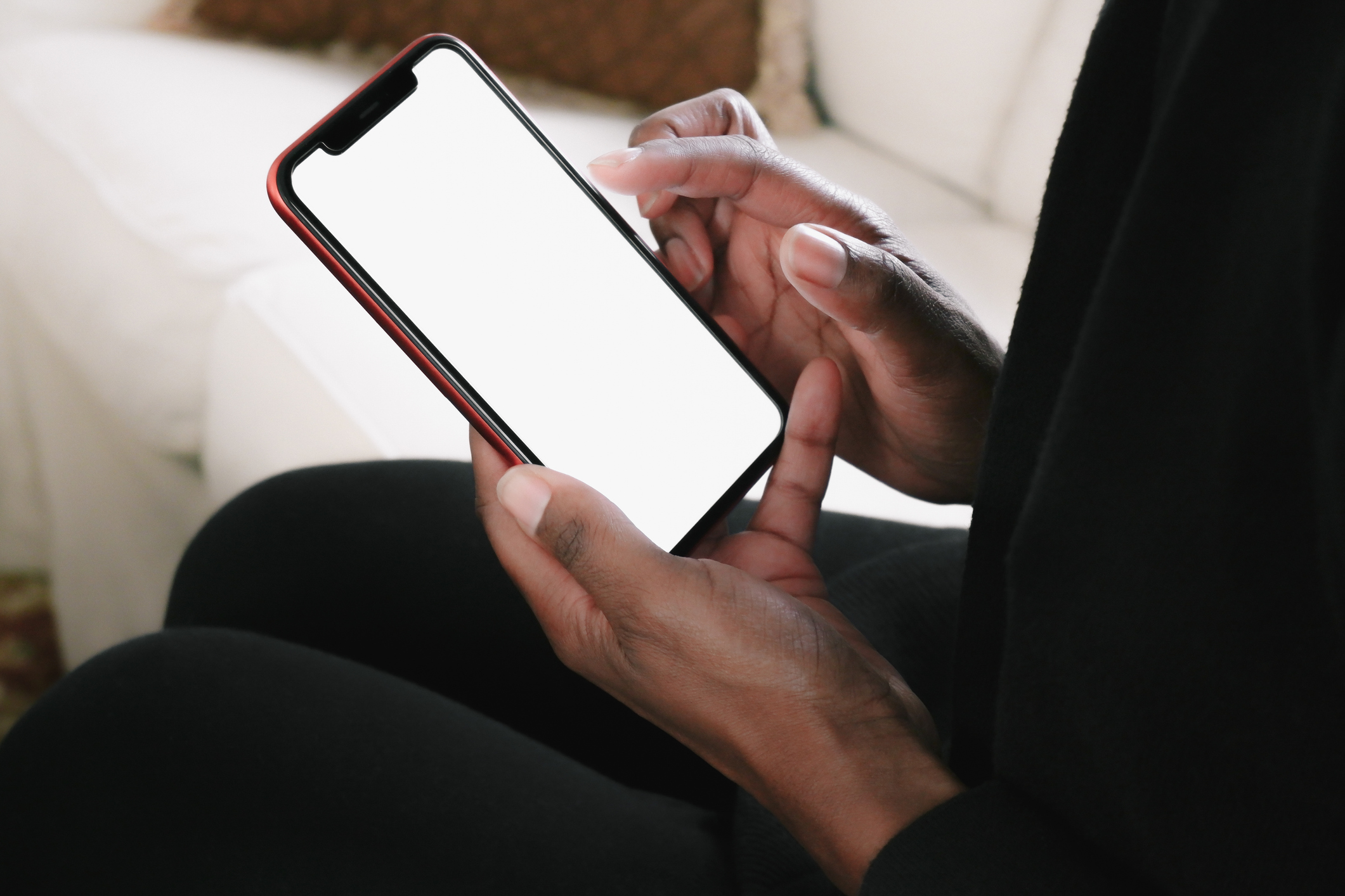 adult-screen-time-phone