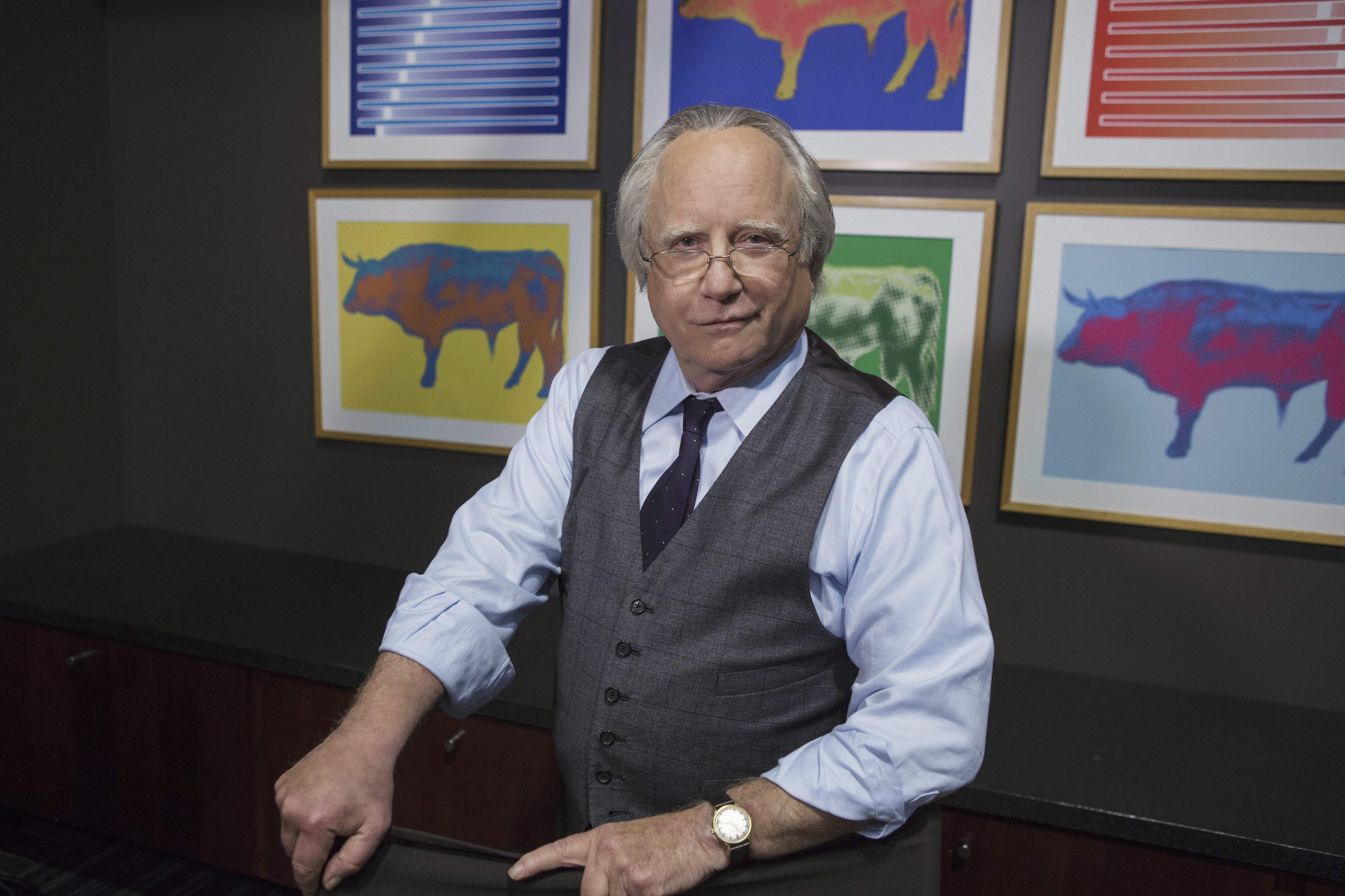 Richard Dreyfuss as Bernie Madoff