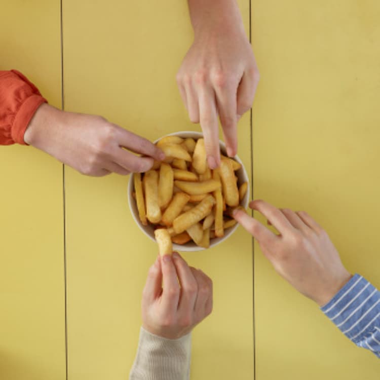 overhead-view-people-sharing-fries