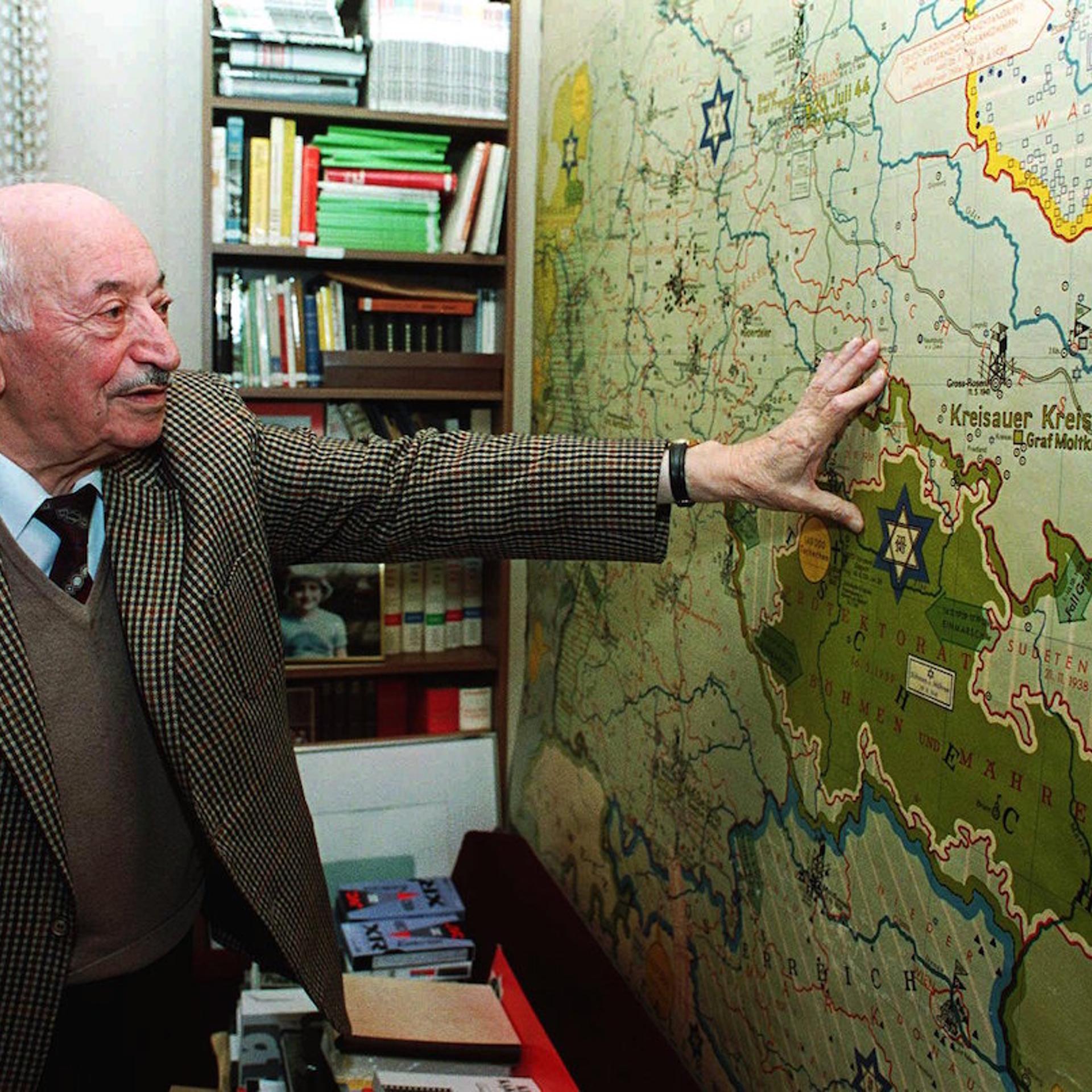 SIMON WIESENTHAL