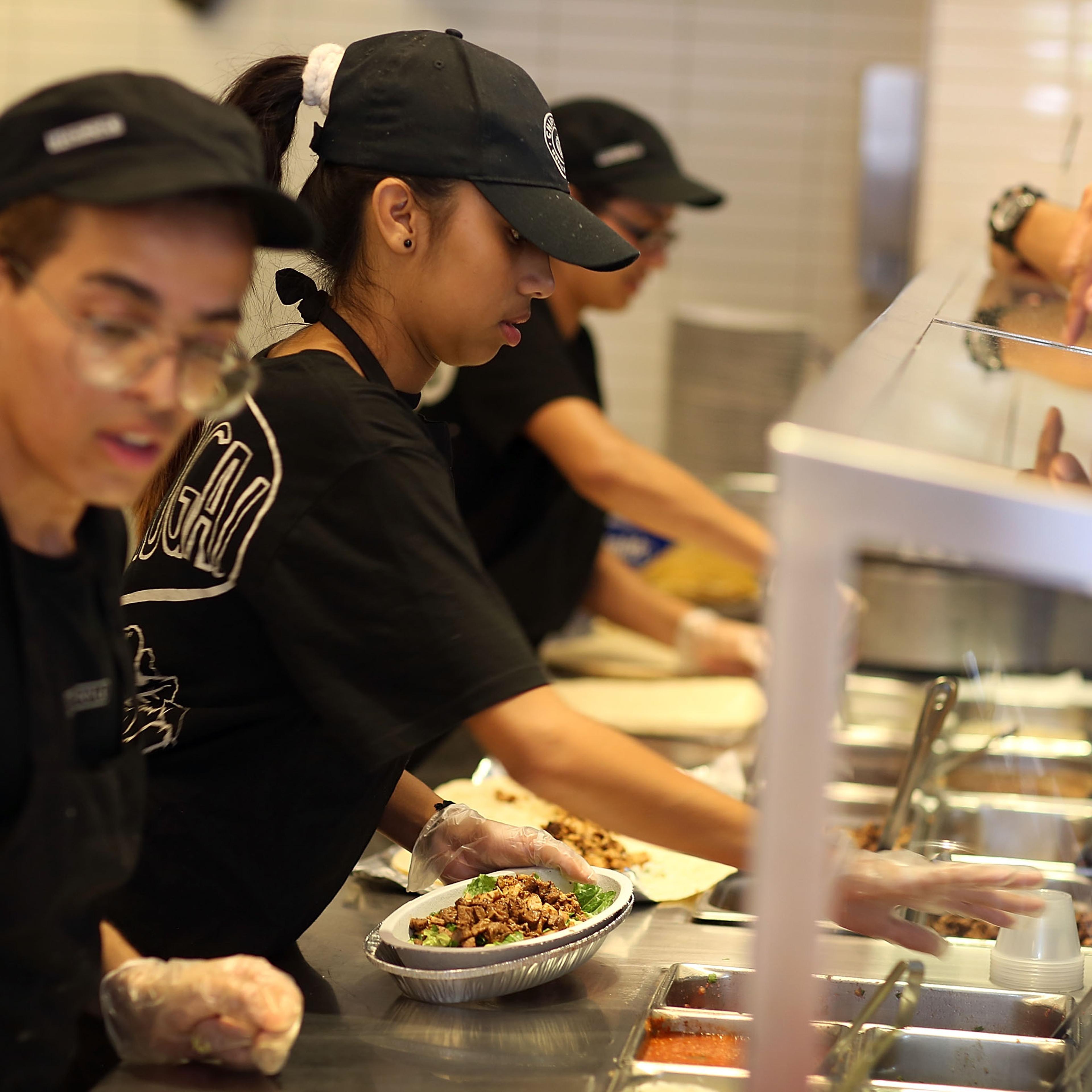 Chipotle Becomes First Non-GMO US Restaurant Chain