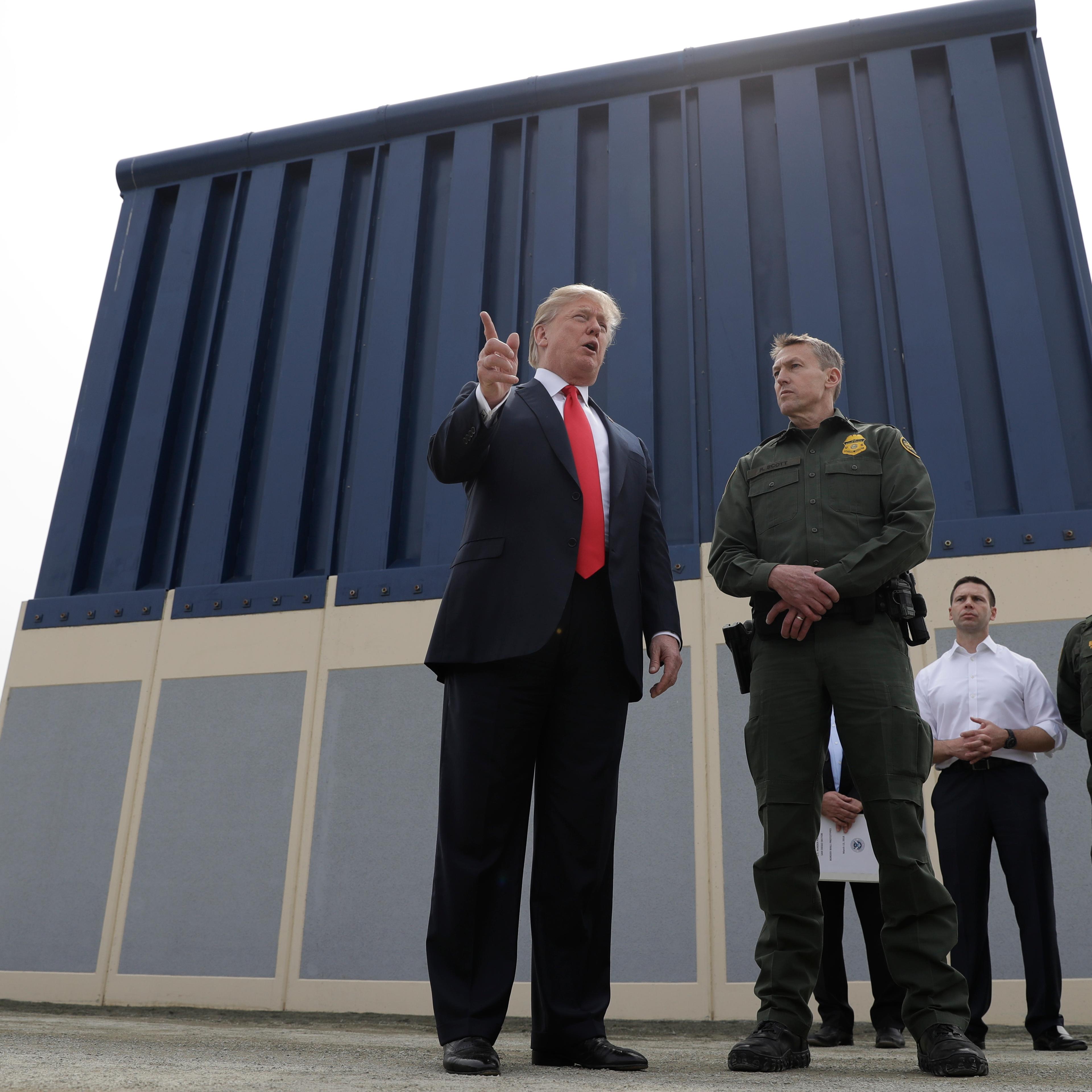 APTOPIX Trump California