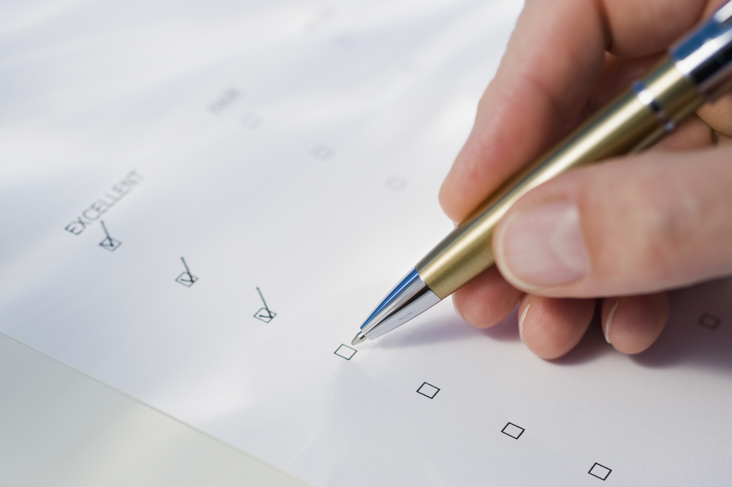 Man checking rating boxes