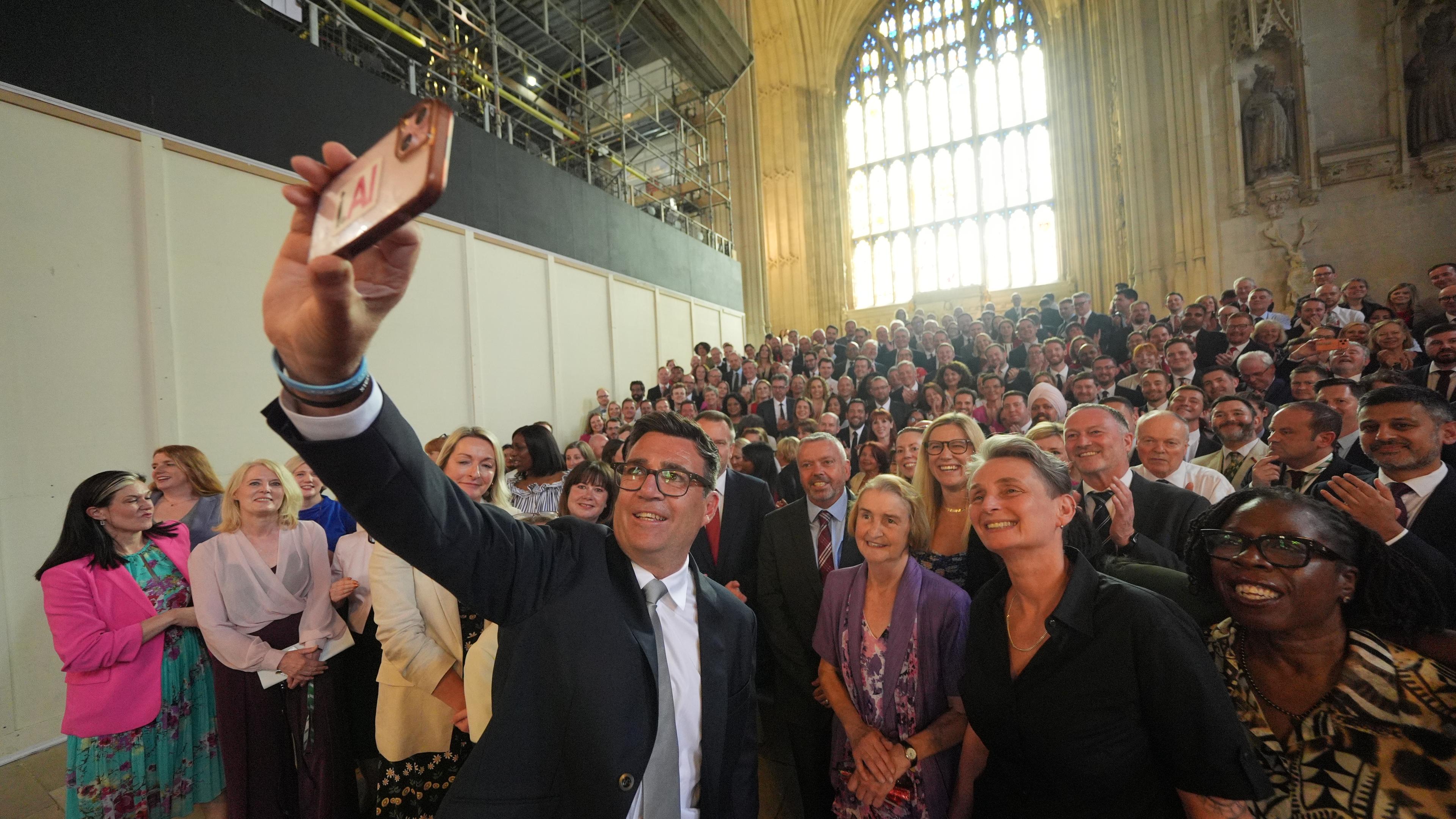 Wie wird der neue Premierminister gewählt – und wie schnell könnte er in ...