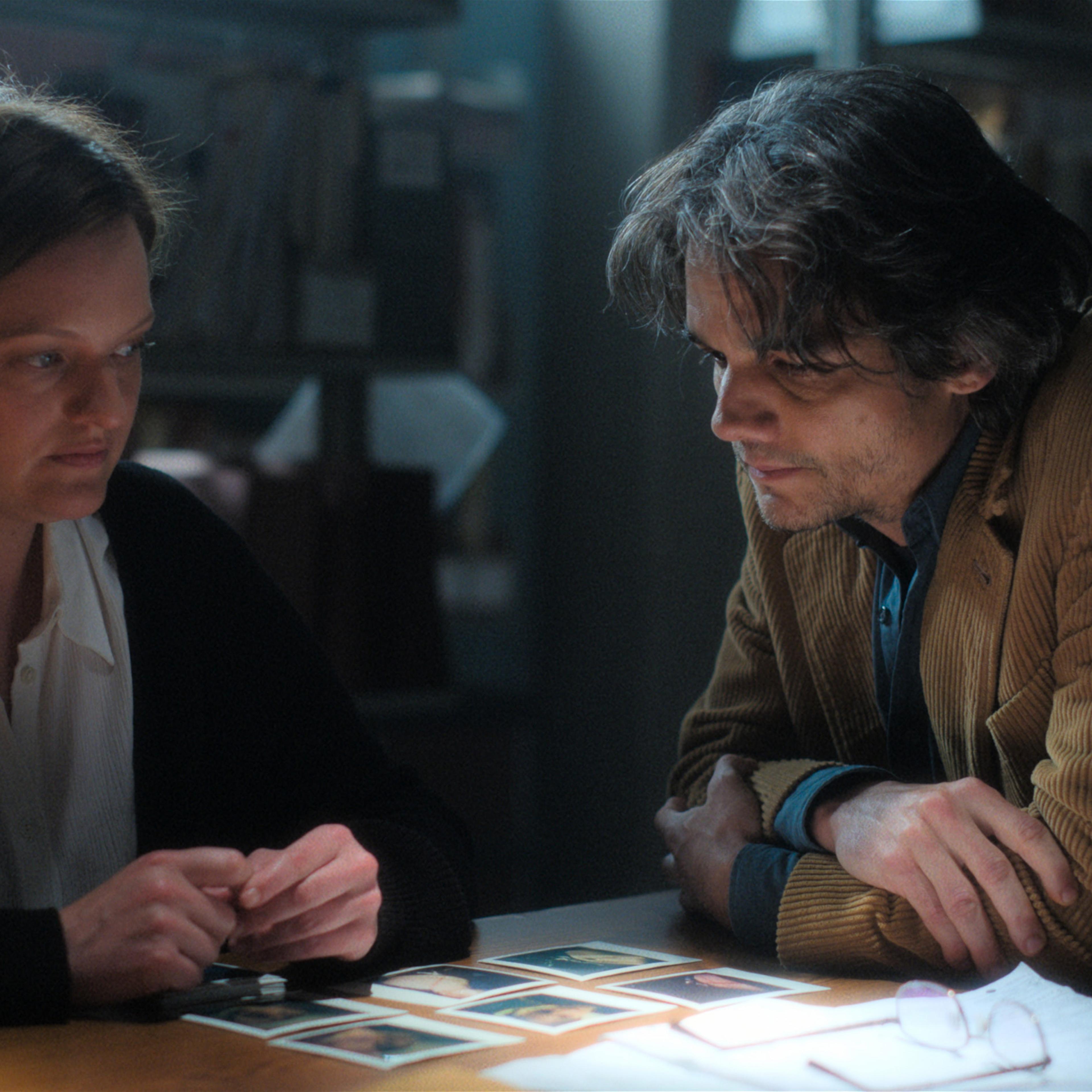 Elisabeth Moss and Wagner Moura in 'Shining Girls'