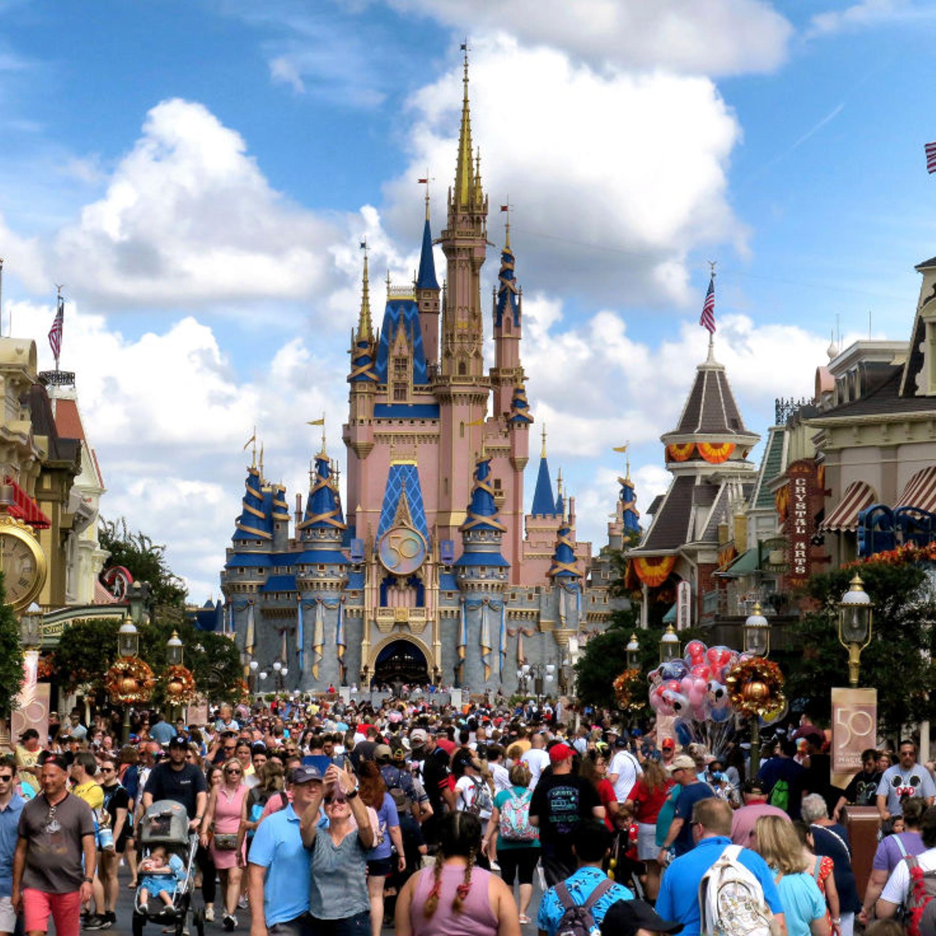 BIZ-DISNEY-50TH-CELEBRATION-2-OS