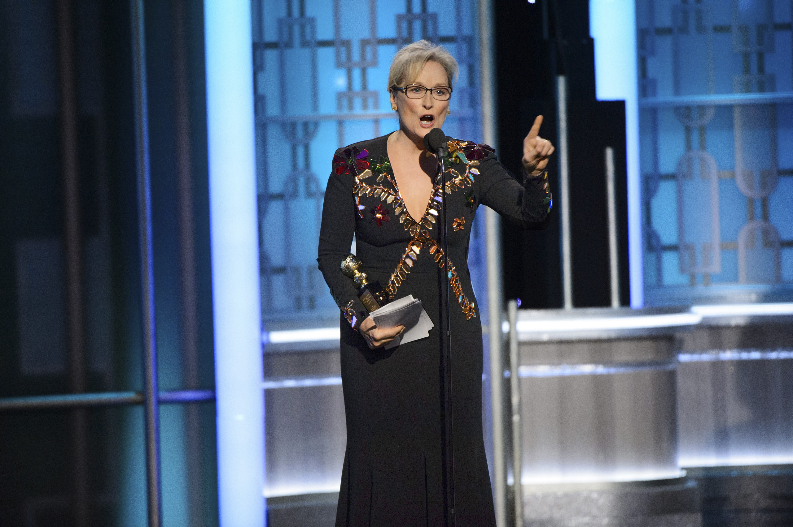 meryl-streep-golden-globes-hollywood-donald-trump-denouncing-speech
