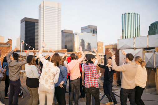 crowd-dancing-city