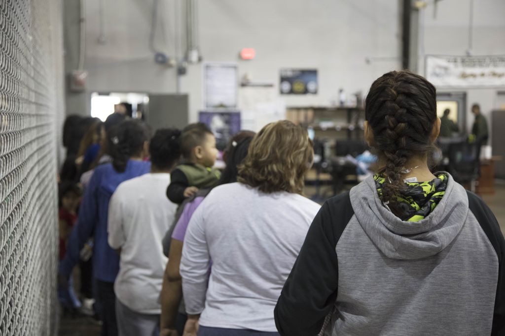 Illegal border crossers detained in Texas