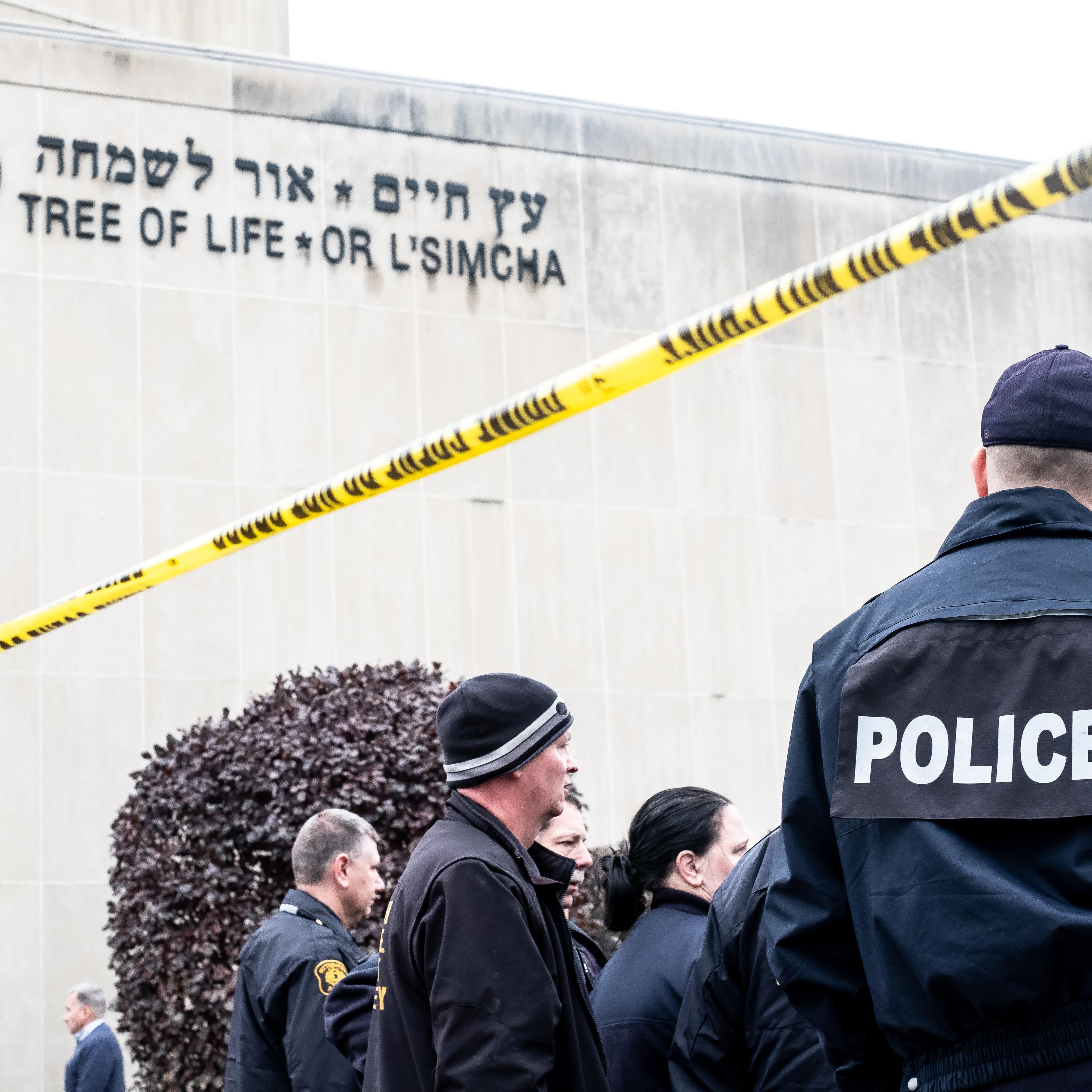 Police seen in front of synagogue.Aftermath of the mass