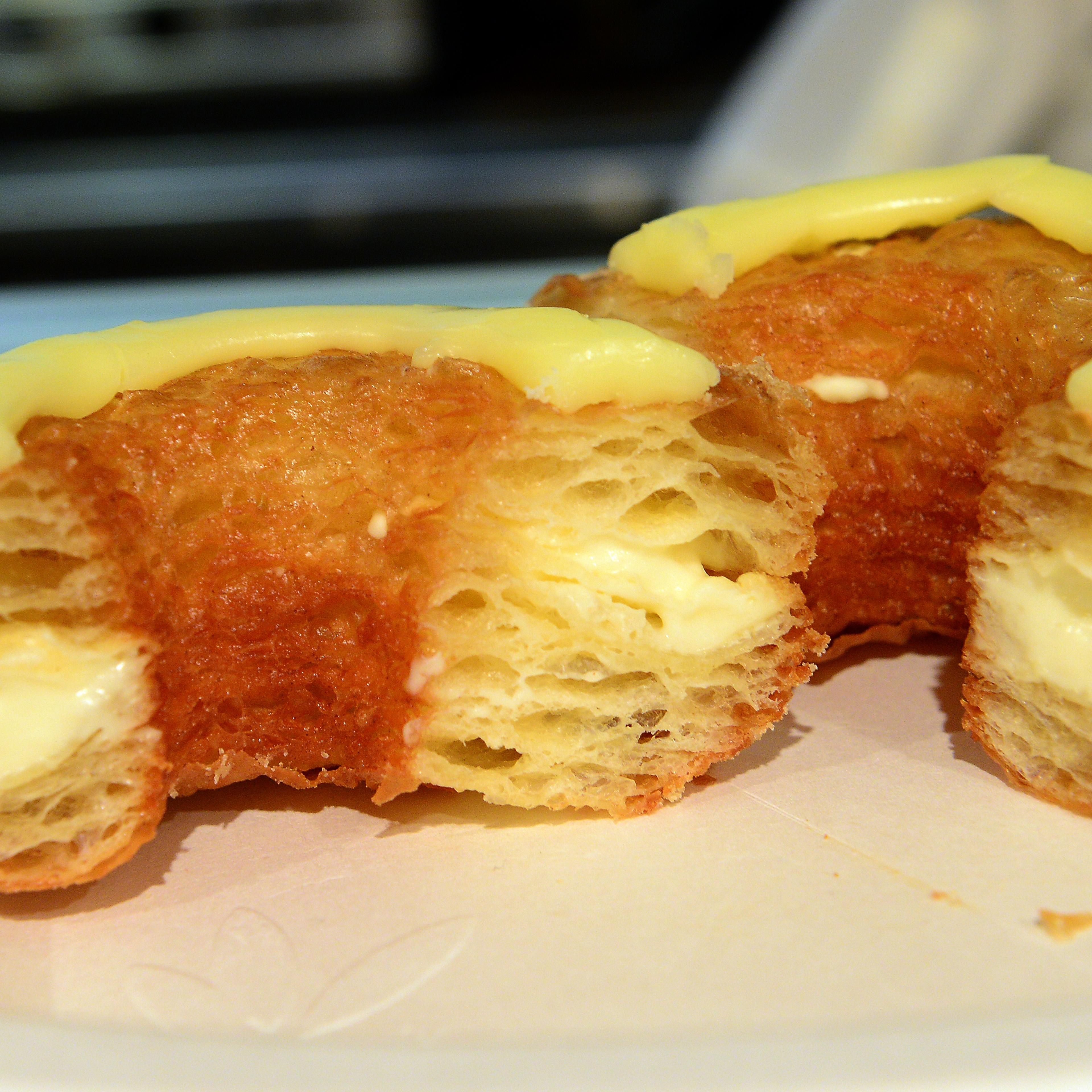 US-FRANCE-GASTRONOMY-PASTRY-CRONUTS