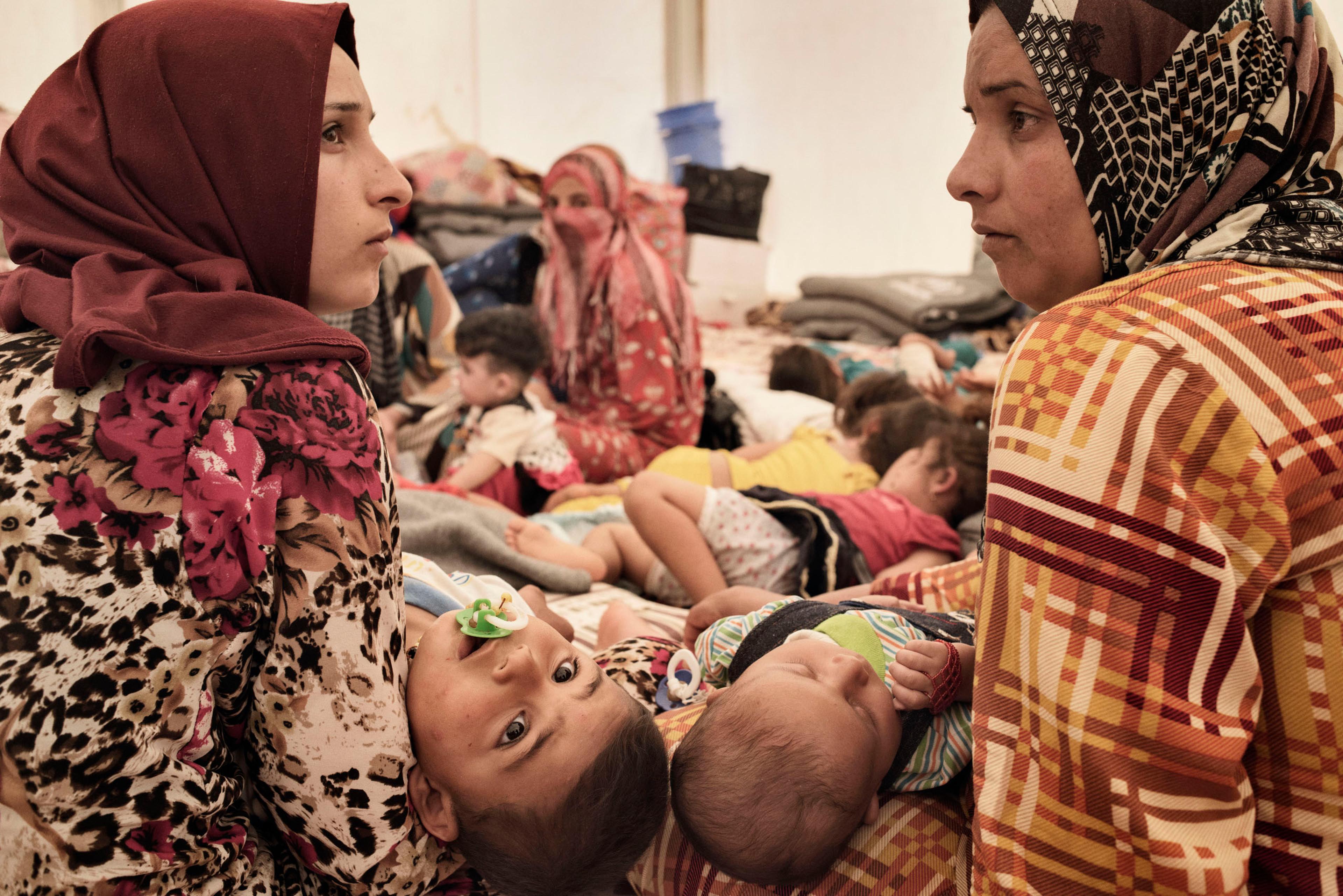 Displaced families at a camp near the Iraqi town of Makhmour, northern Iraq, May 15, 2016. The United Nations said in April that as many as 30,000 people could be forced to flee instability in the Makhmour area, as the Iraqi military pursues an offensive