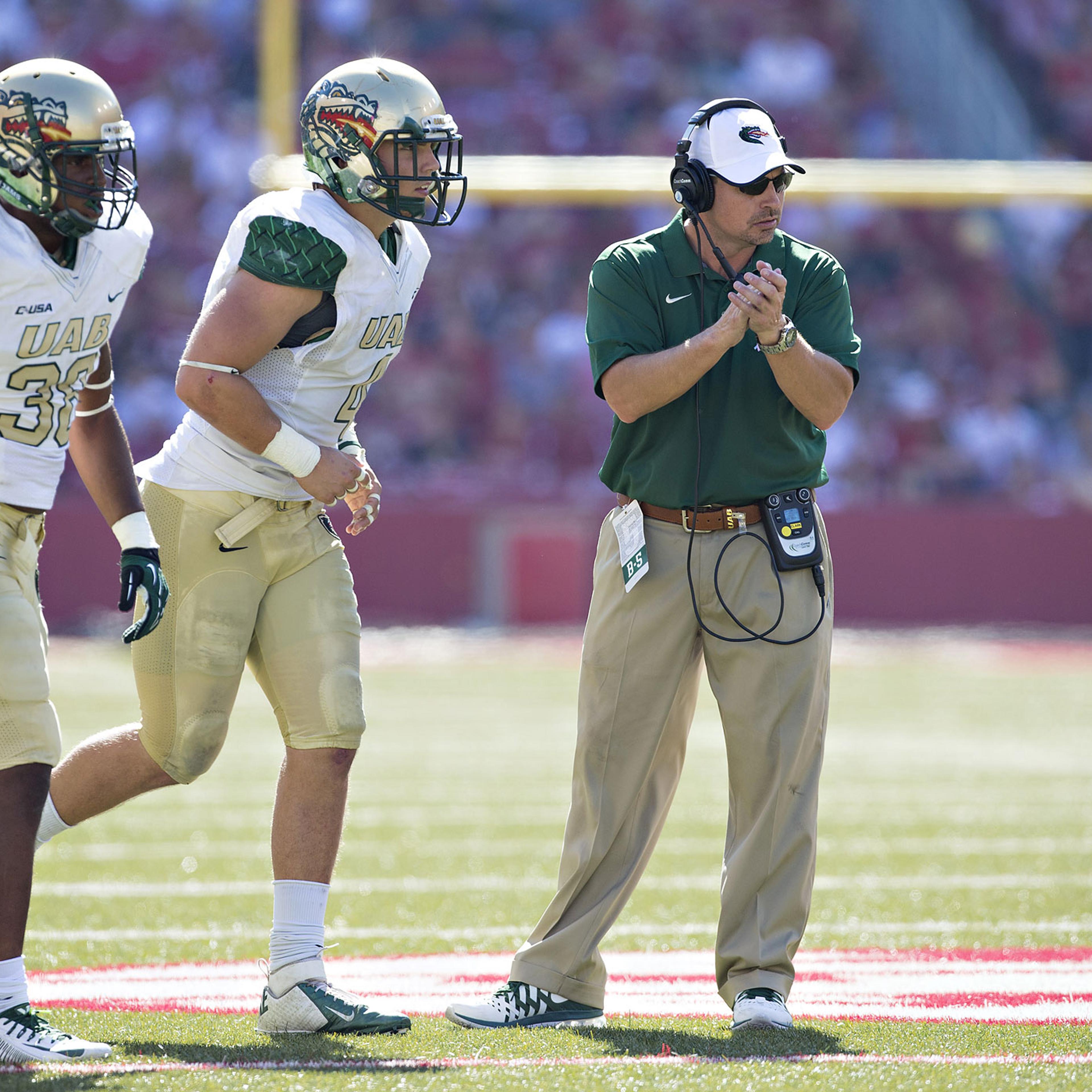 UAB Blazers v Arkansas Razorbacks