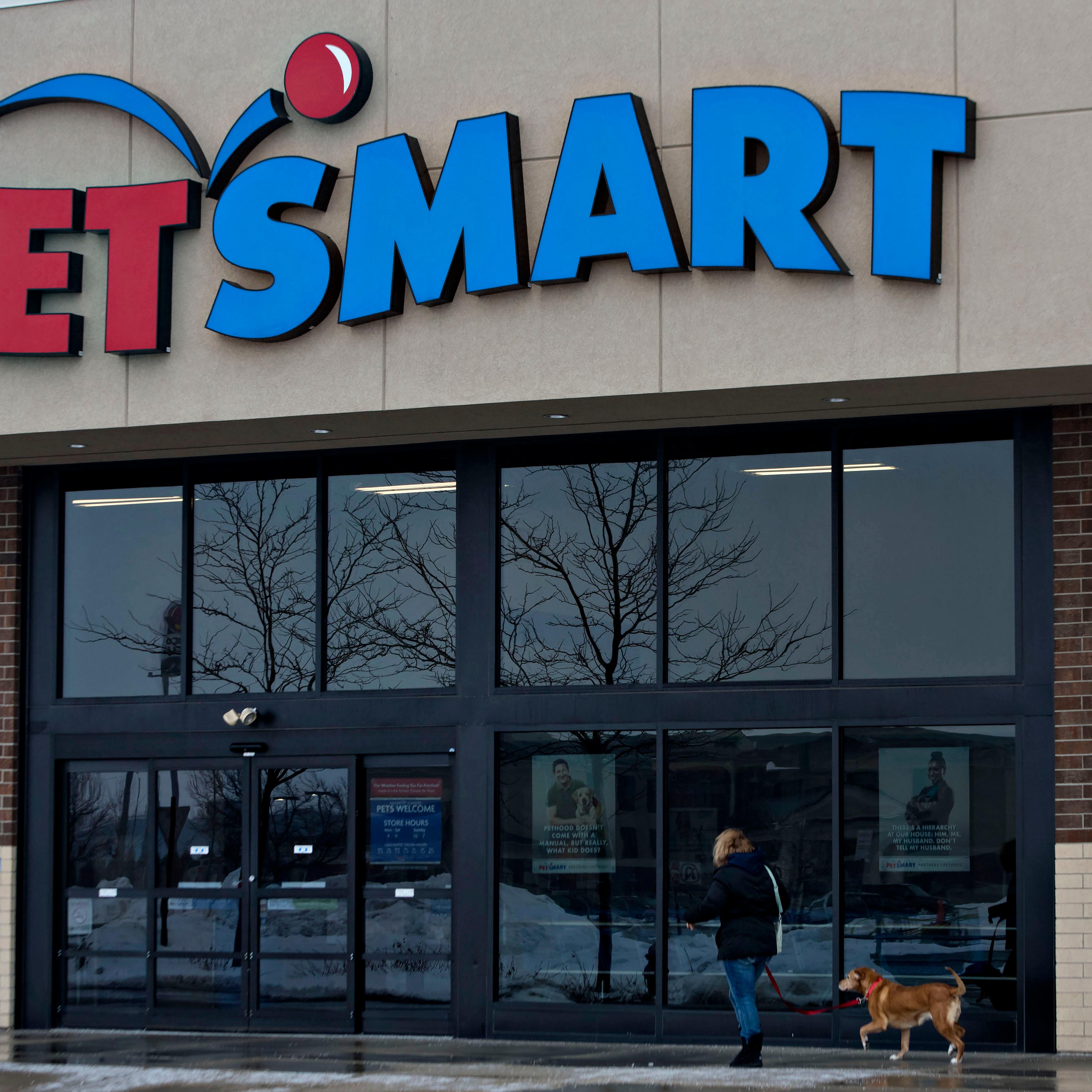A PetSmart Inc. Store As Earnings figures Are Released