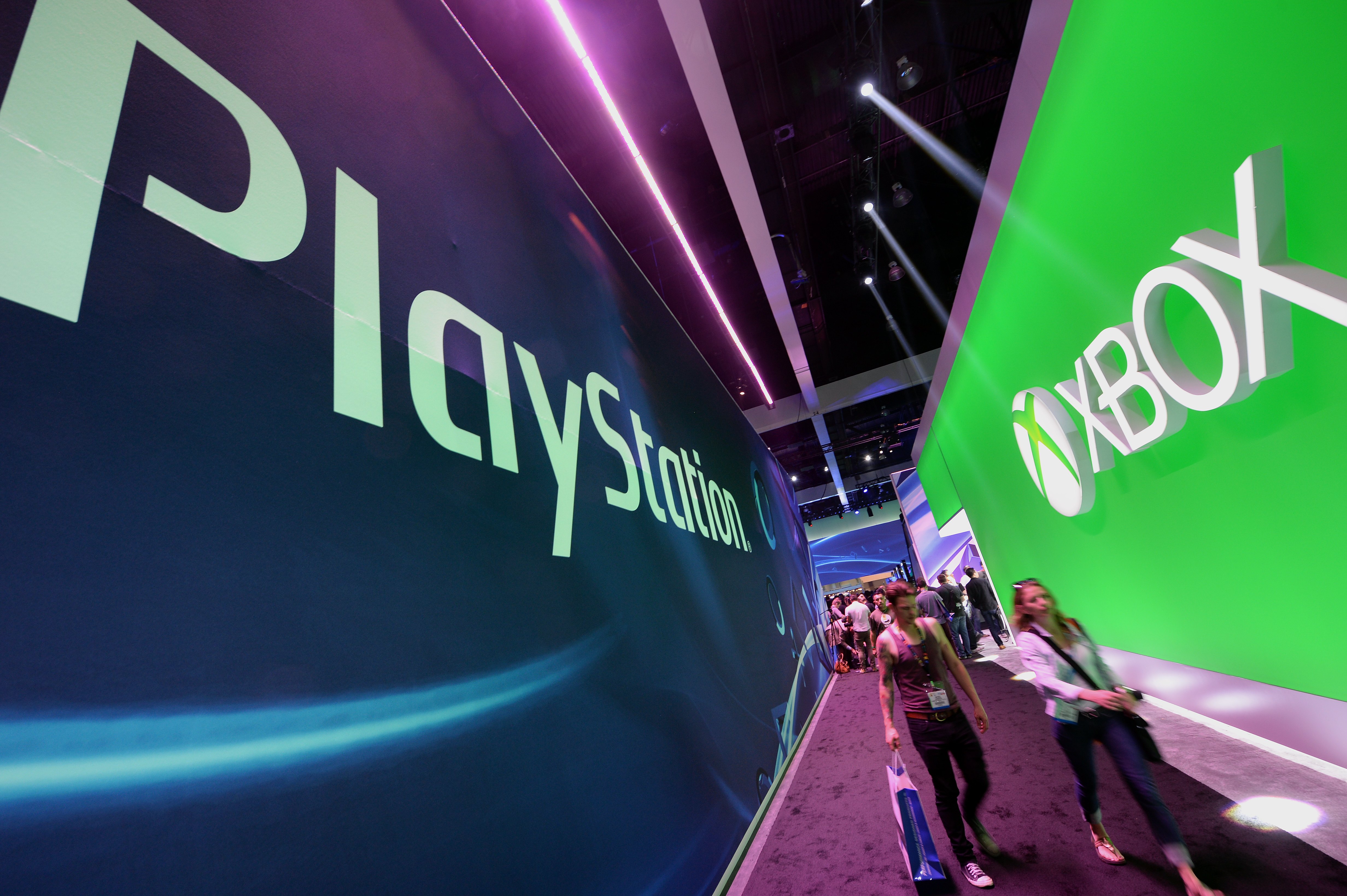 Xbox One PlayStation 4