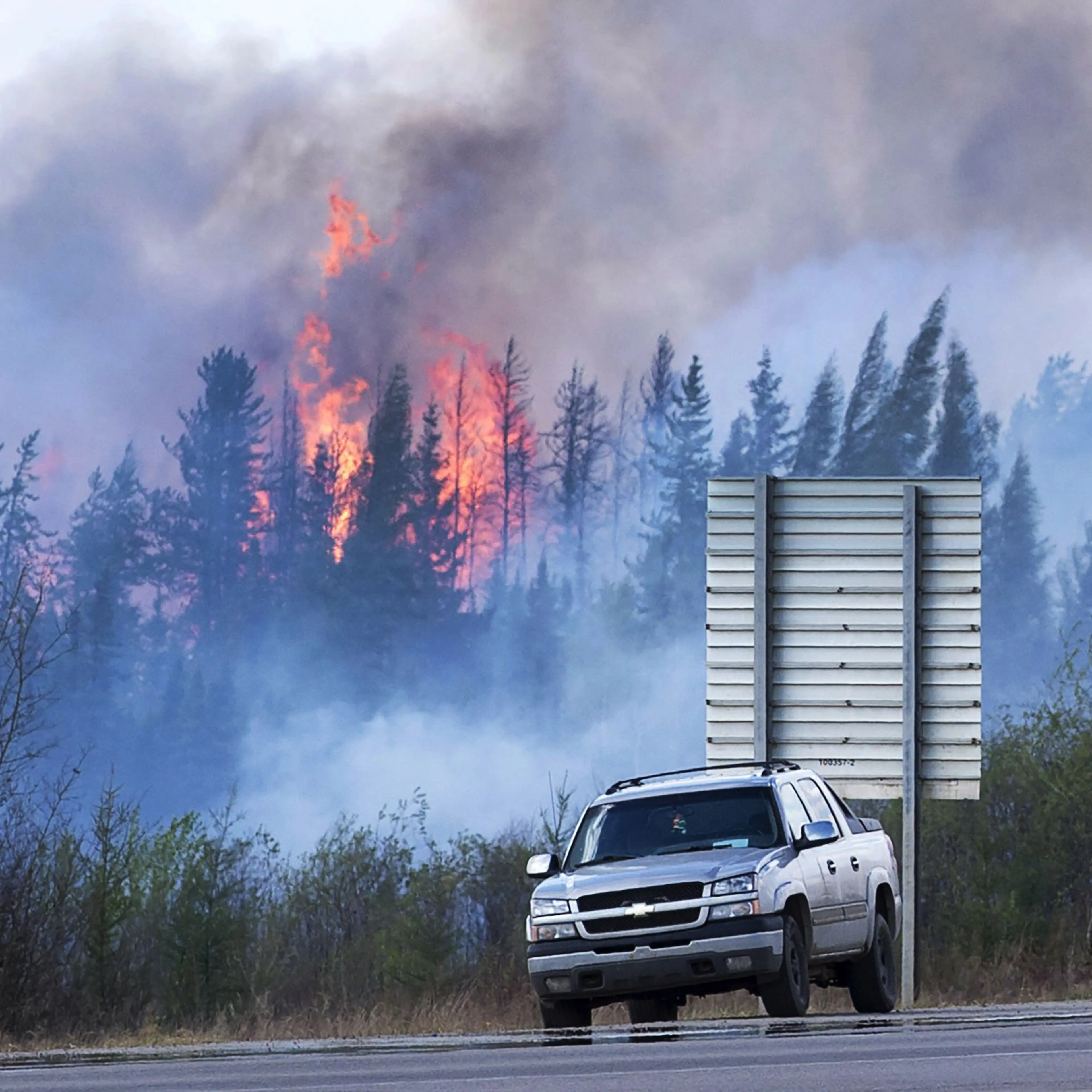 APTOPIX Canada Wildfire