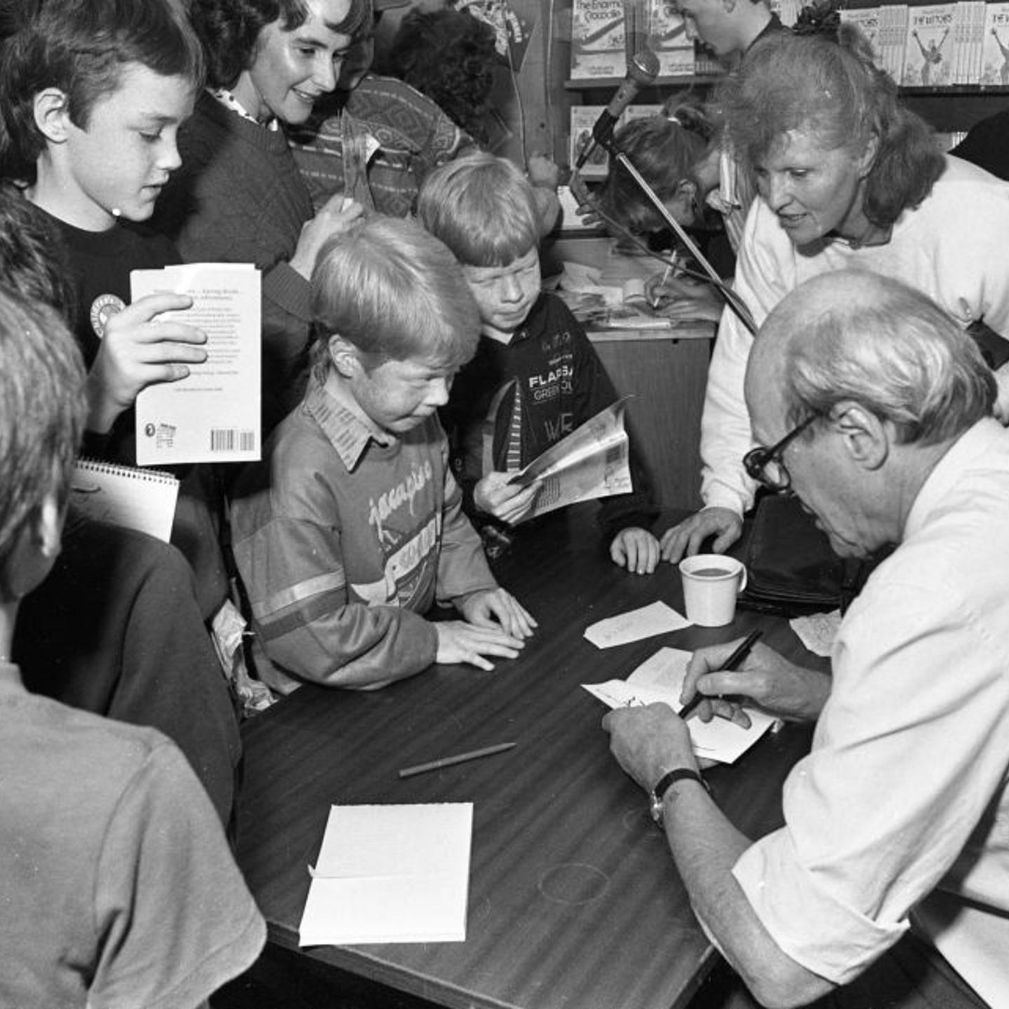 Author Roald Dahl autographing books in Dun Laoghaire shopping centre, Oct. 22, 1988.