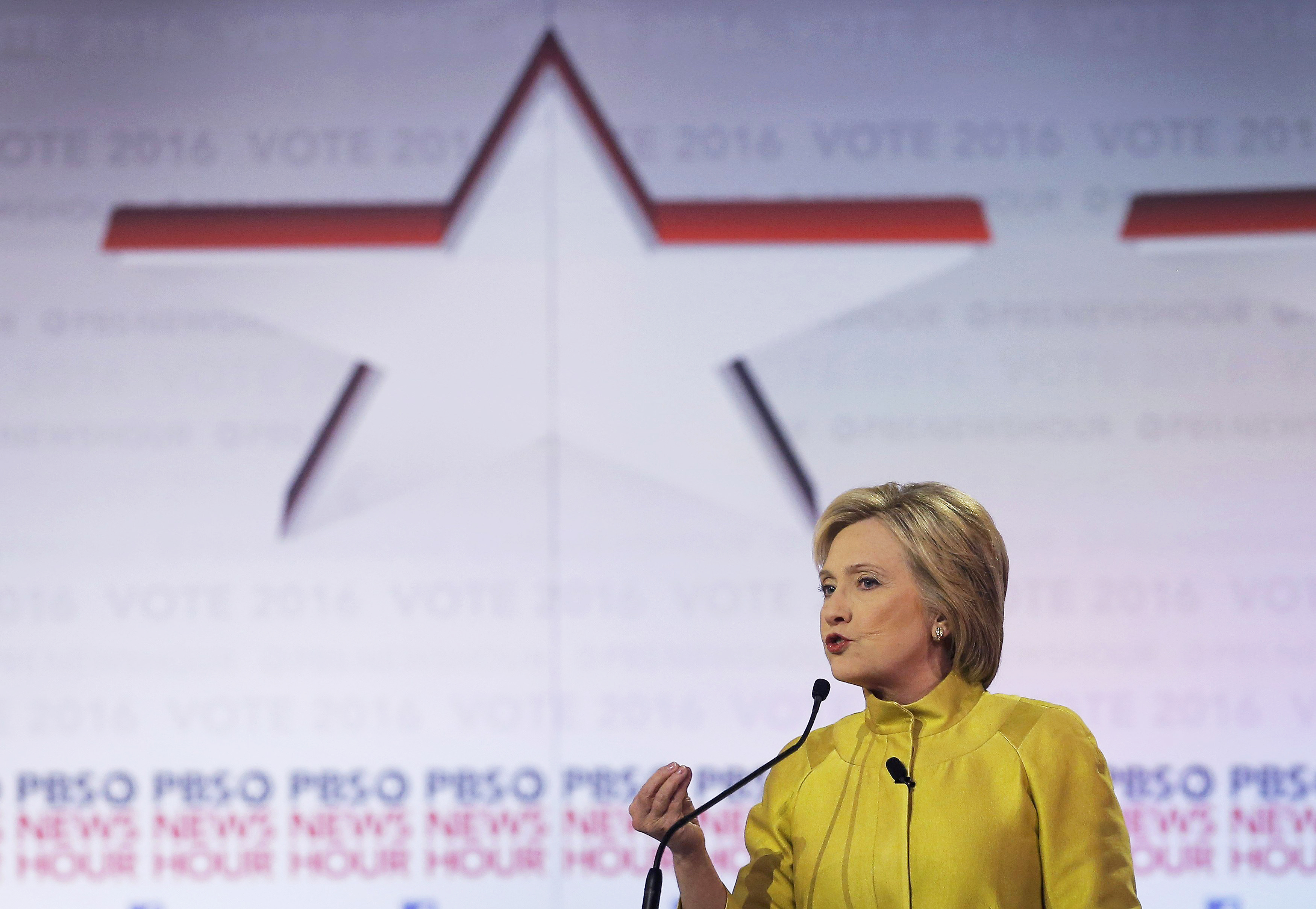 Democratic U.S. presidential candidate former Secretary of State Hillary Clinton speaks at the PBS NewsHour Democratic presidential candidates debate in Milwaukee