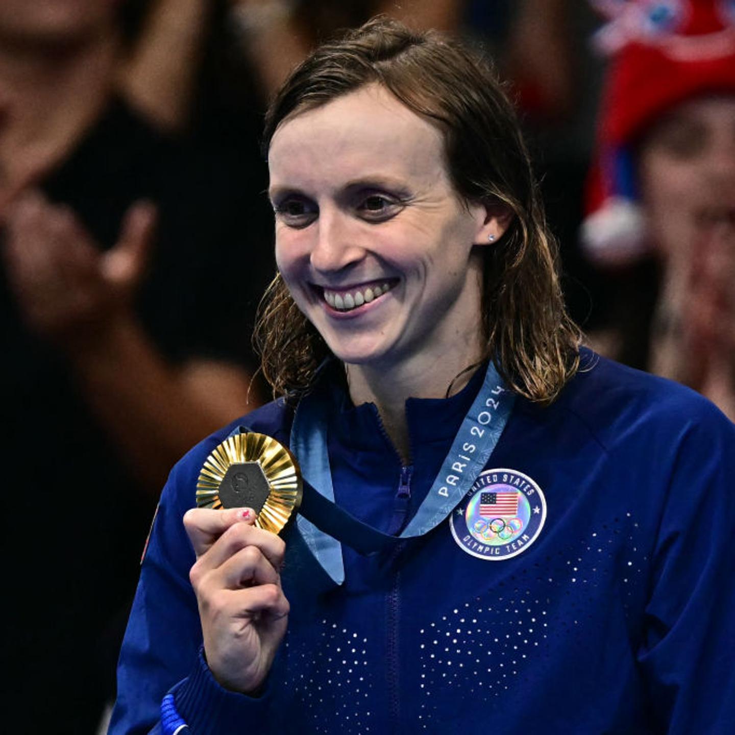 SWIMMING-OLY-PARIS-2024-MEDALS