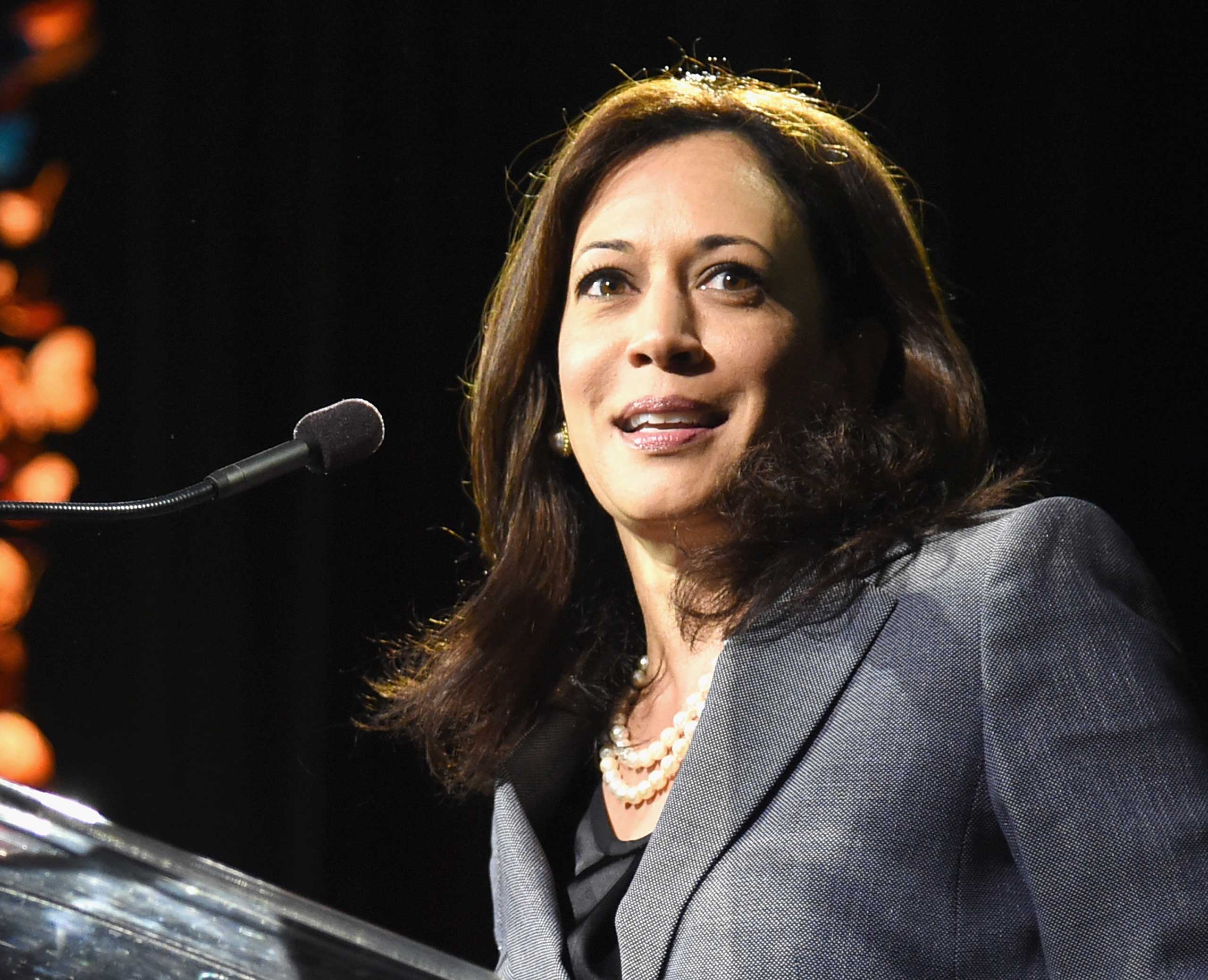 2014 Variety Power Of Women Presented By Lifetime - Show
