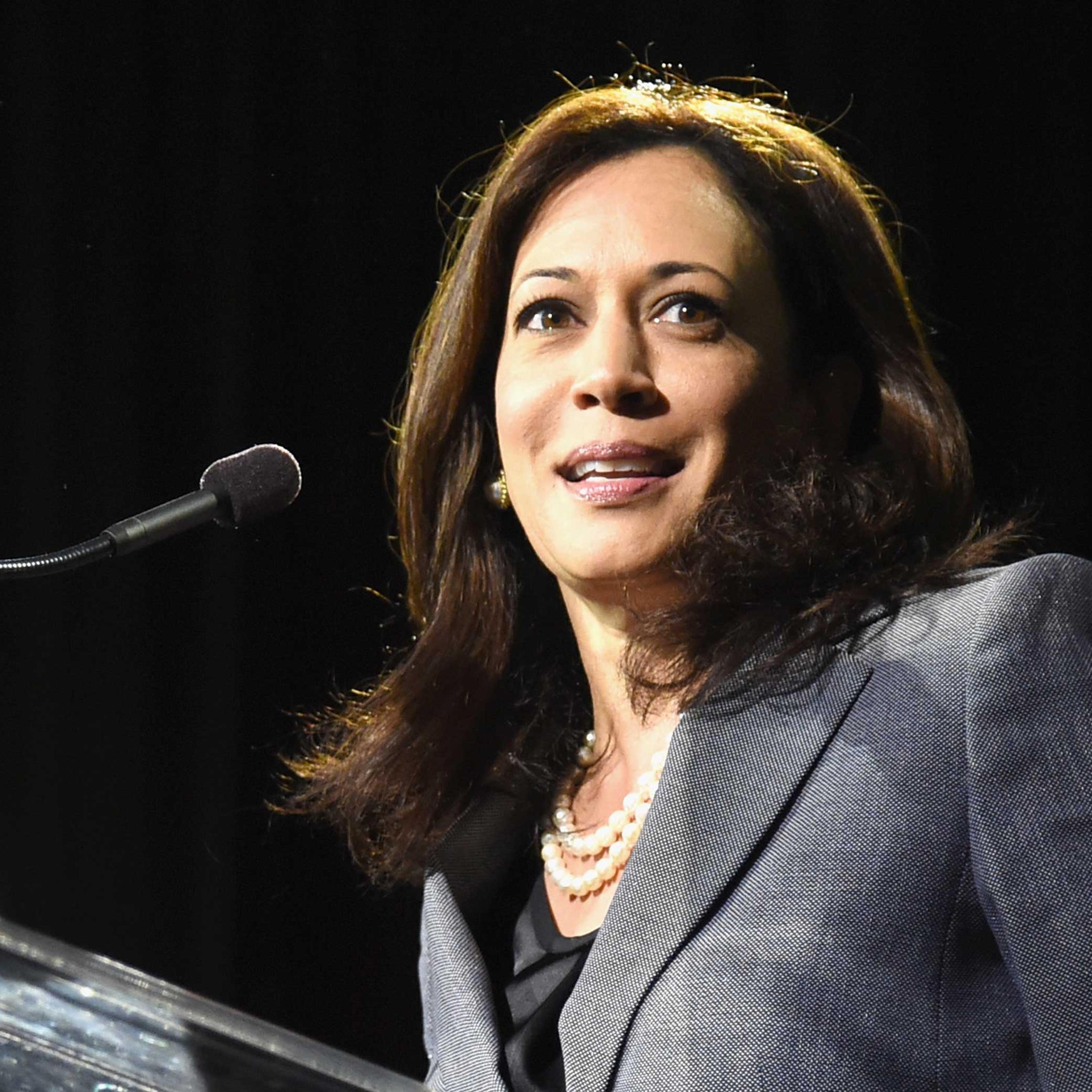 2014 Variety Power Of Women Presented By Lifetime - Show
