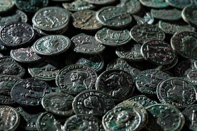 Coins dating from the 3rd century