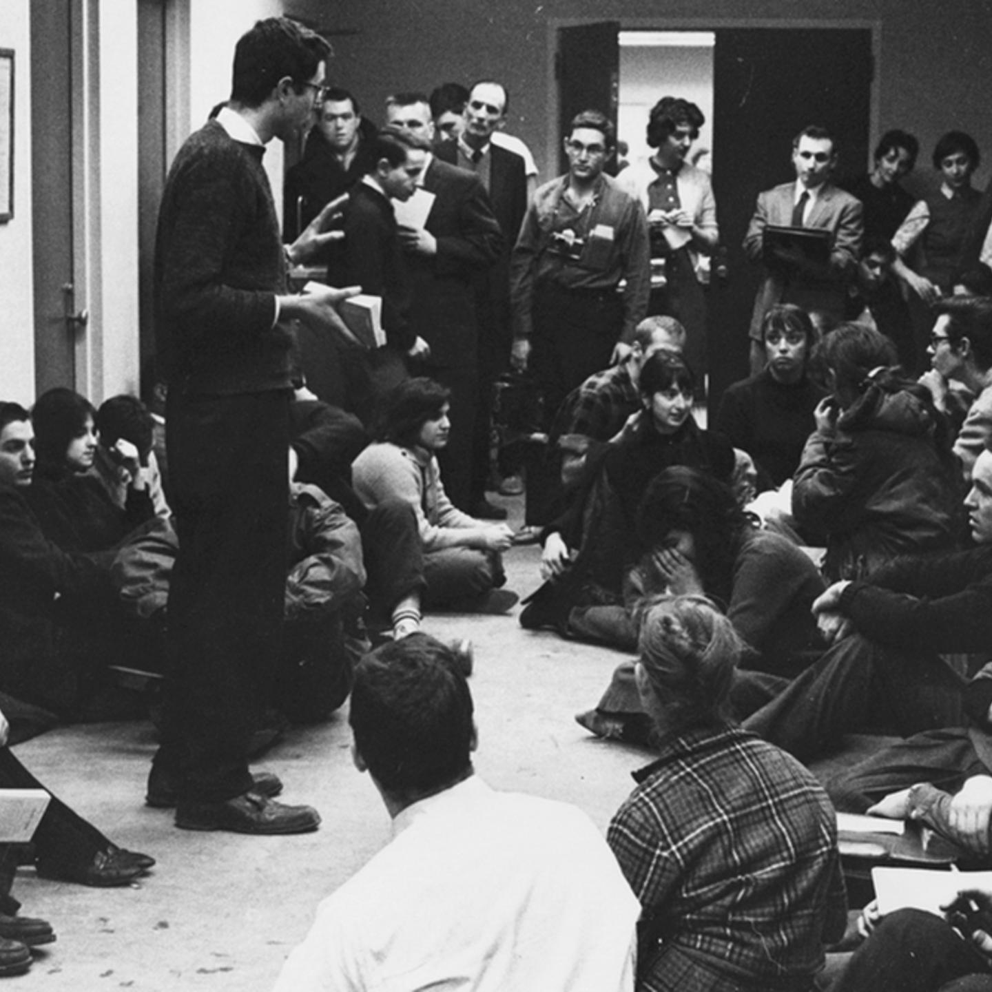 Bernie Sanders speaks to students on the first day of a sit-in at the University of Chicago in 1962.