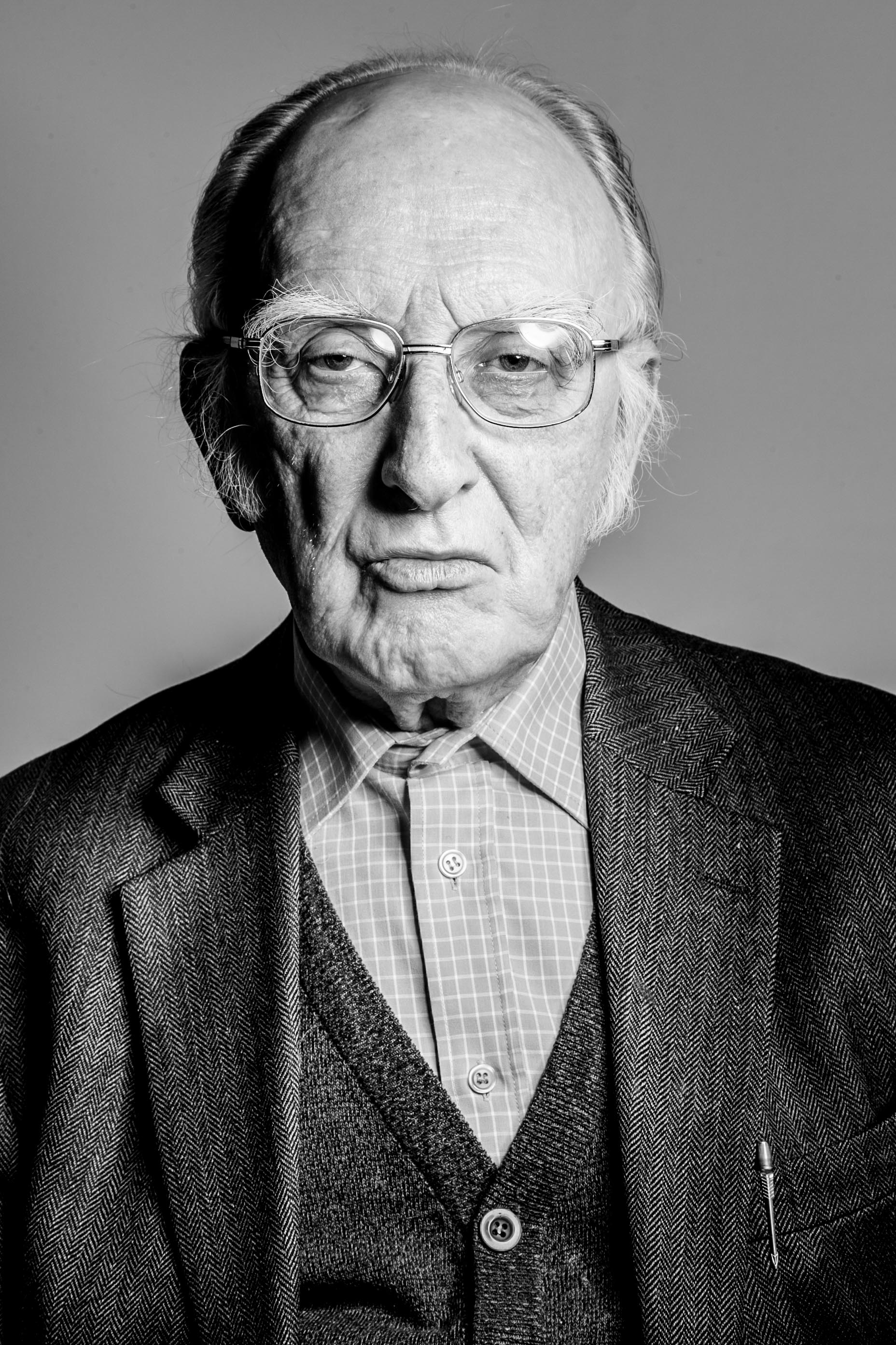 Actor J.J. Murphy, who was slated to play Ser Denys Mallister, the oldest member of the Night's Watch in the upcoming fifth season of Game of Thrones, died on August 8, 2014 at the age of 86.